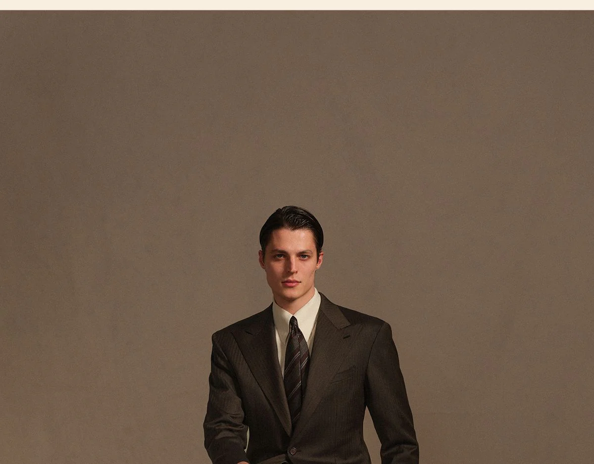 120S Pure Wool Herringbone Suit - Image 3