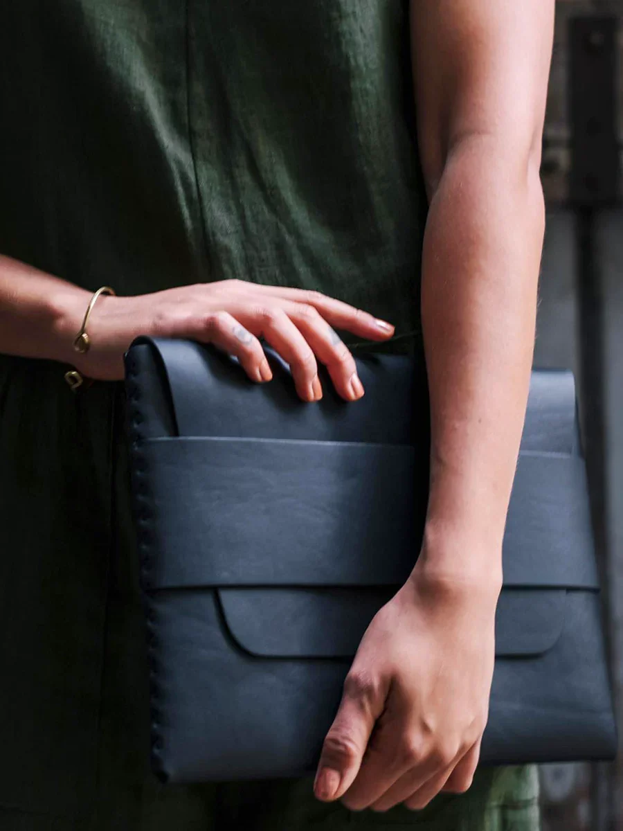 13-Inch Top Grain Leather Laptop Sleeve - Image 2