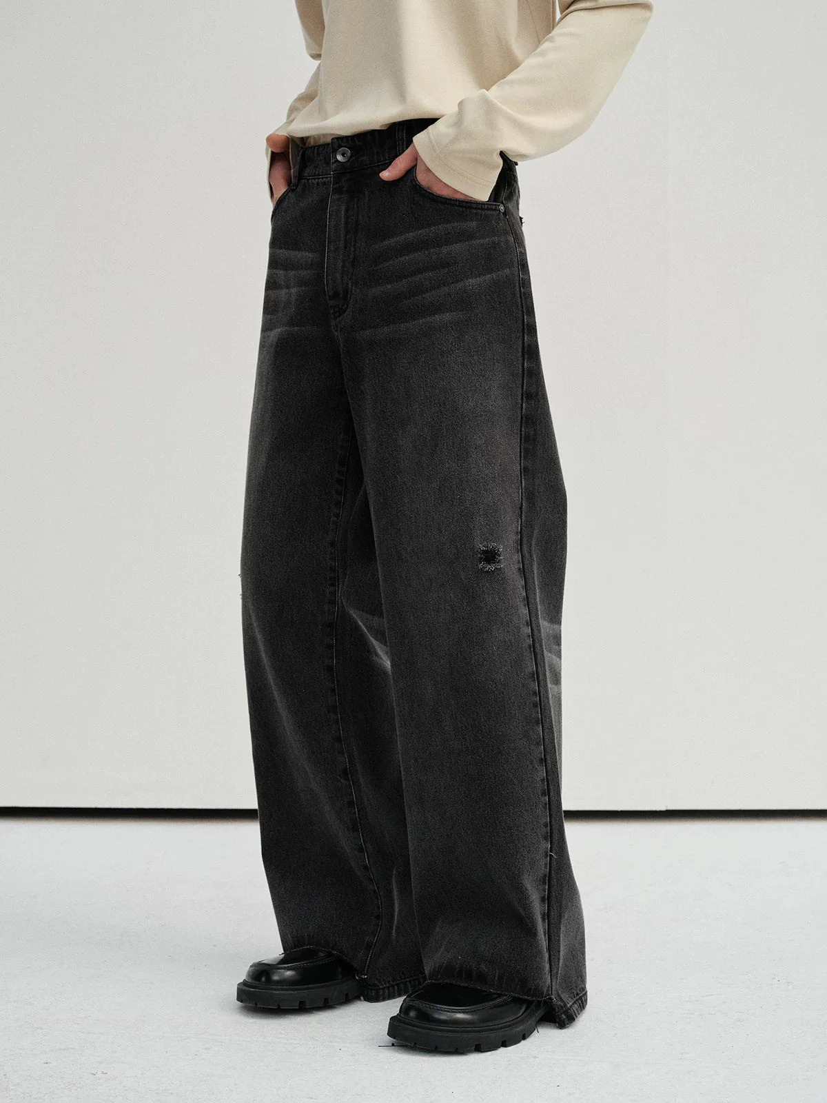 14oz Turkish Denim Distressed Straight Jeans - Image 3
