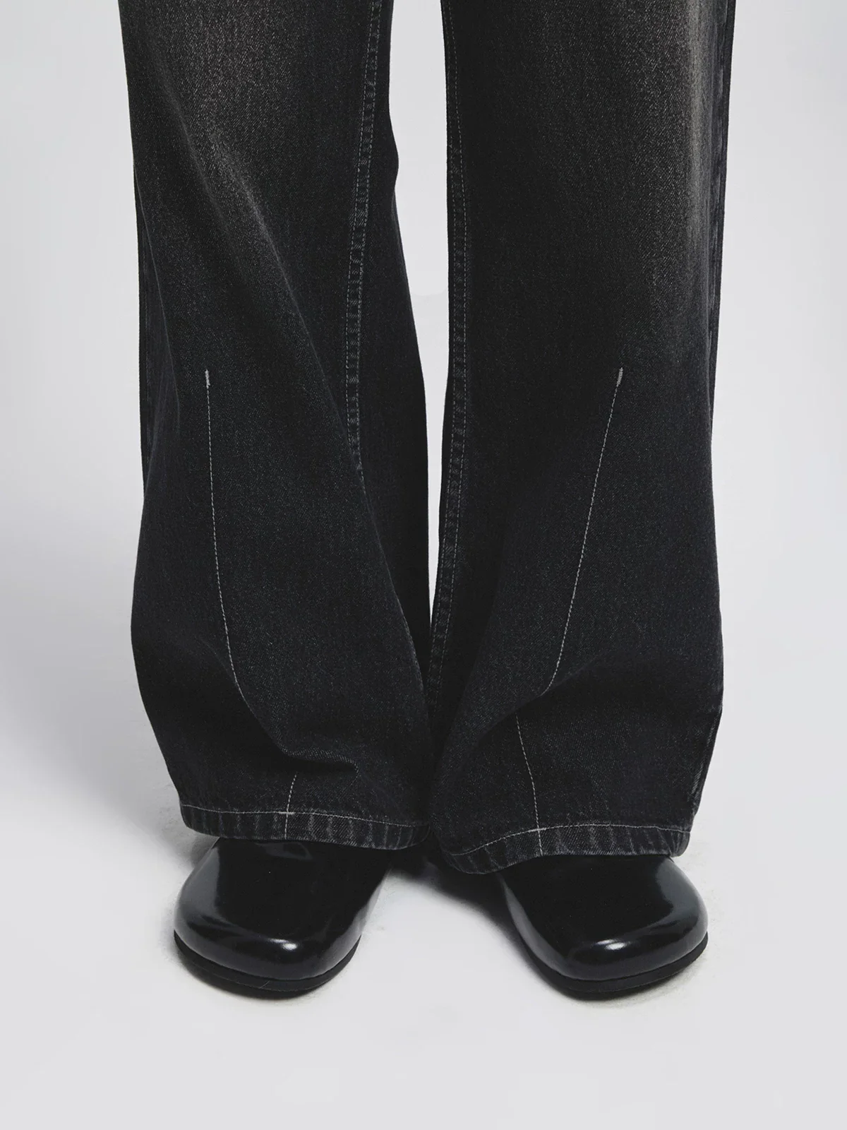 14oz Washed Black Wide-Leg Jeans - Image 5