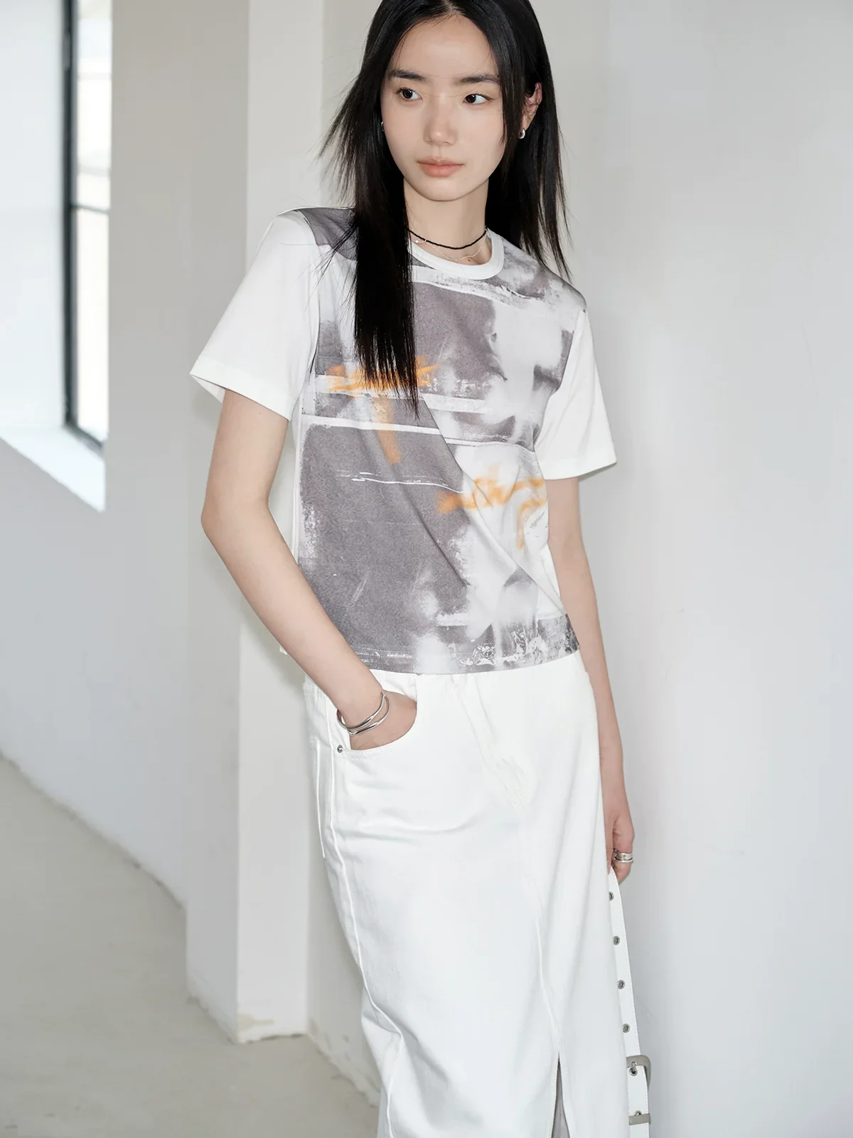 Abstract Print Crewneck Tee - Image 4