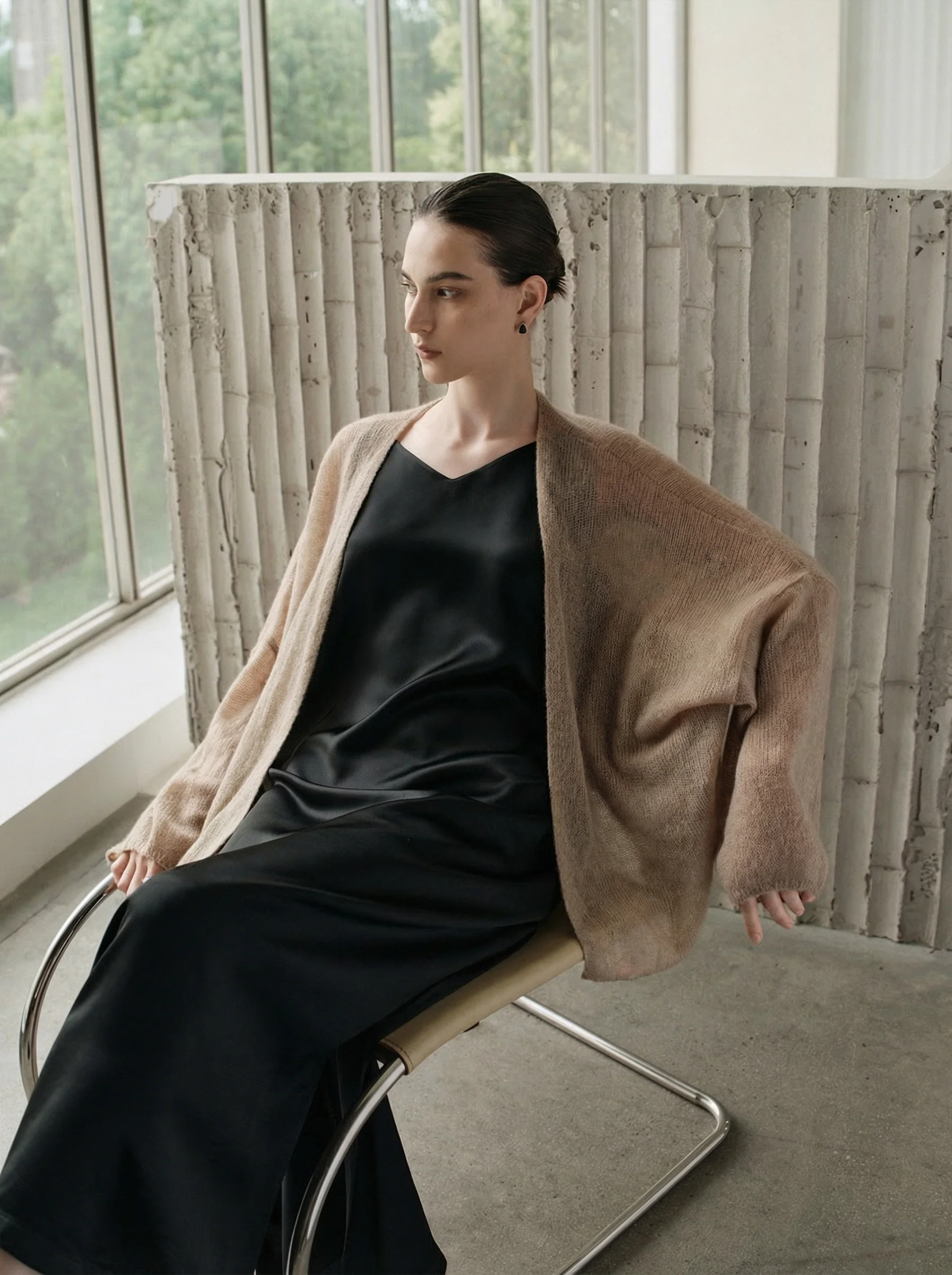 Airy Cashmere and Mulberry Silk Cardigan - Image 5