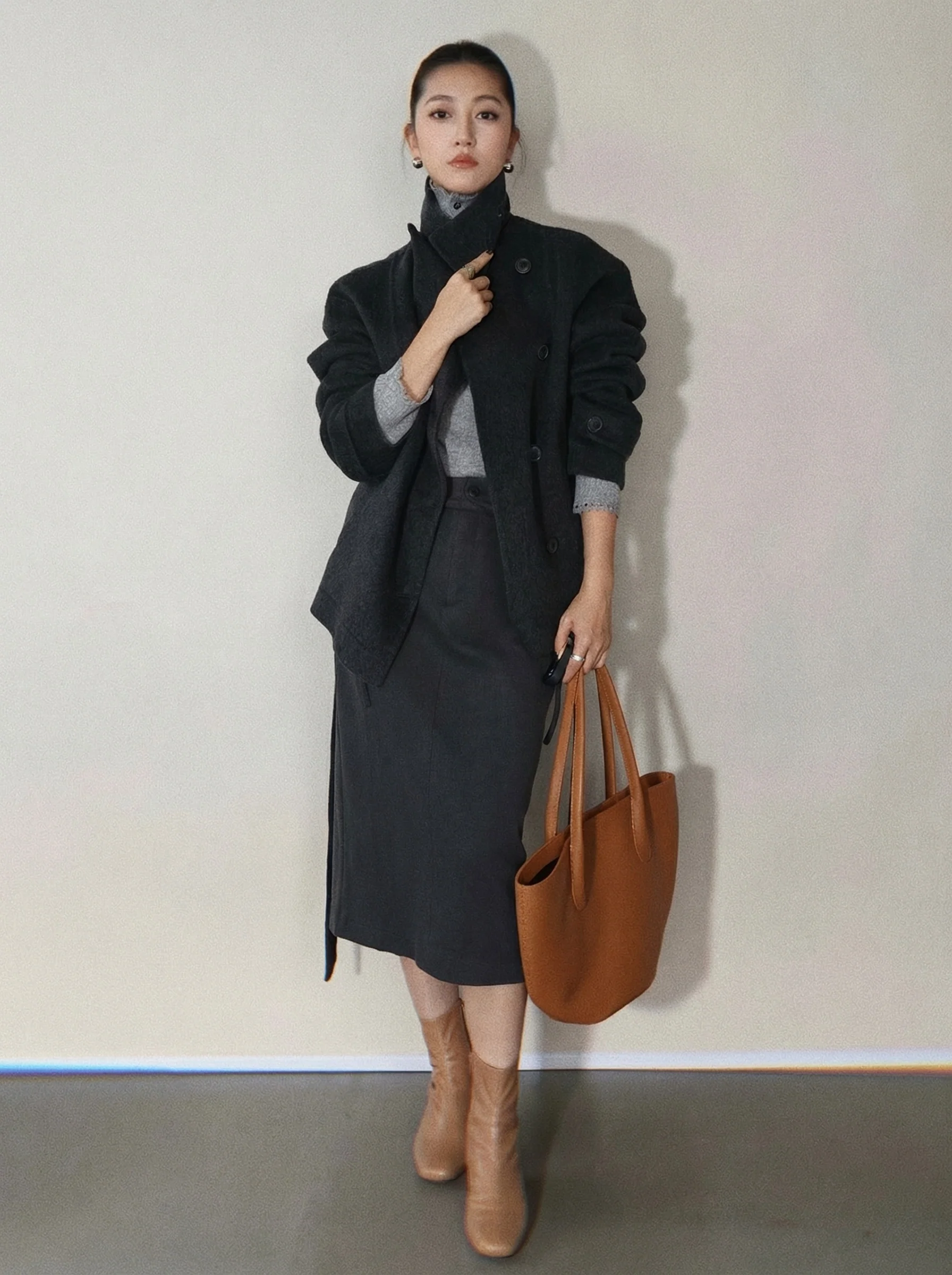 Alger Italian Saddle Leather Tote - Image 3