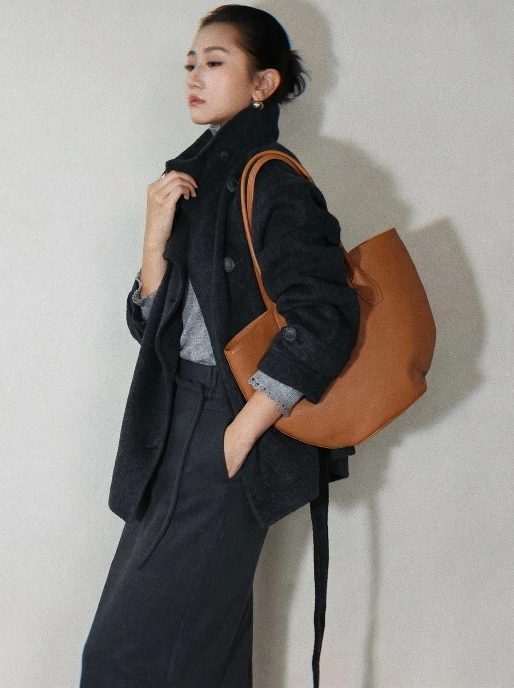Alger Italian Saddle Leather Tote - Image 4