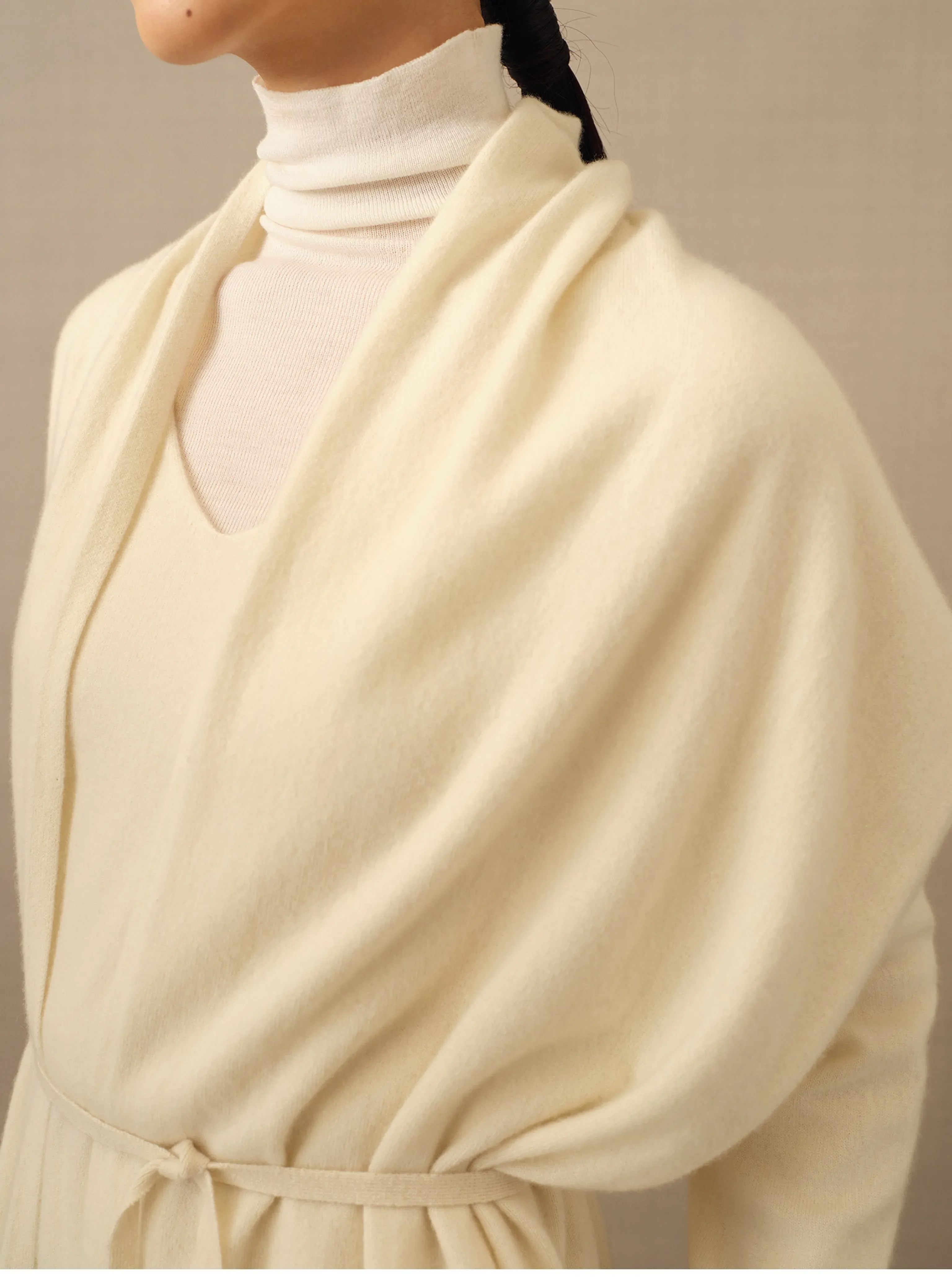 Alxa Baby Cashmere Oversized Scarf - Image 8