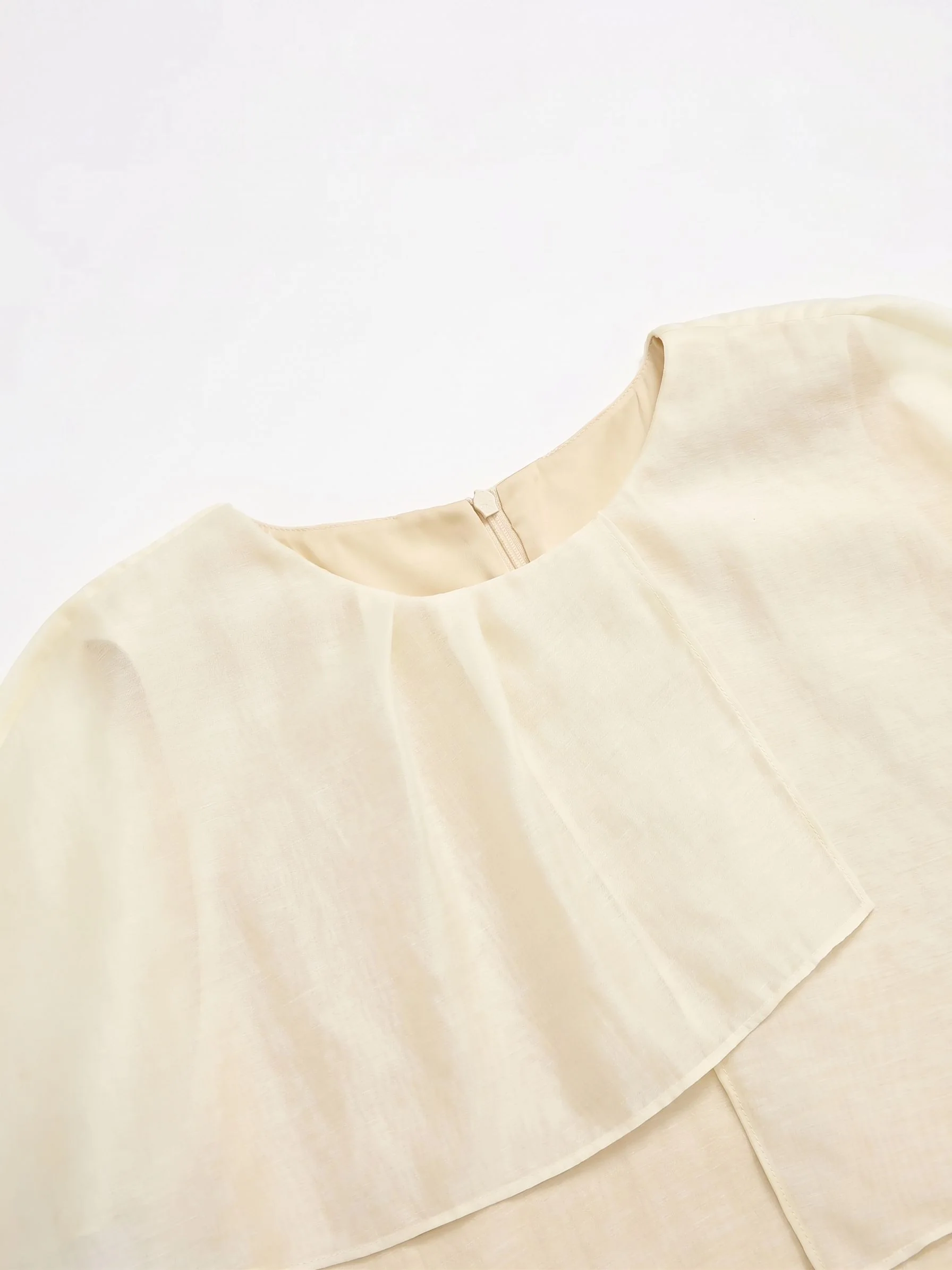 Asymmetric Cape Top