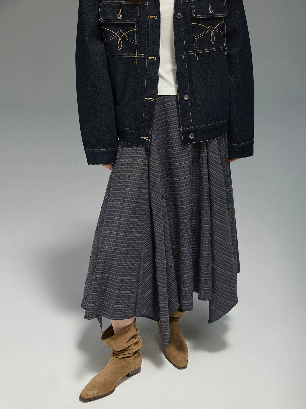Asymmetric Check Midi Skirt - Image 4