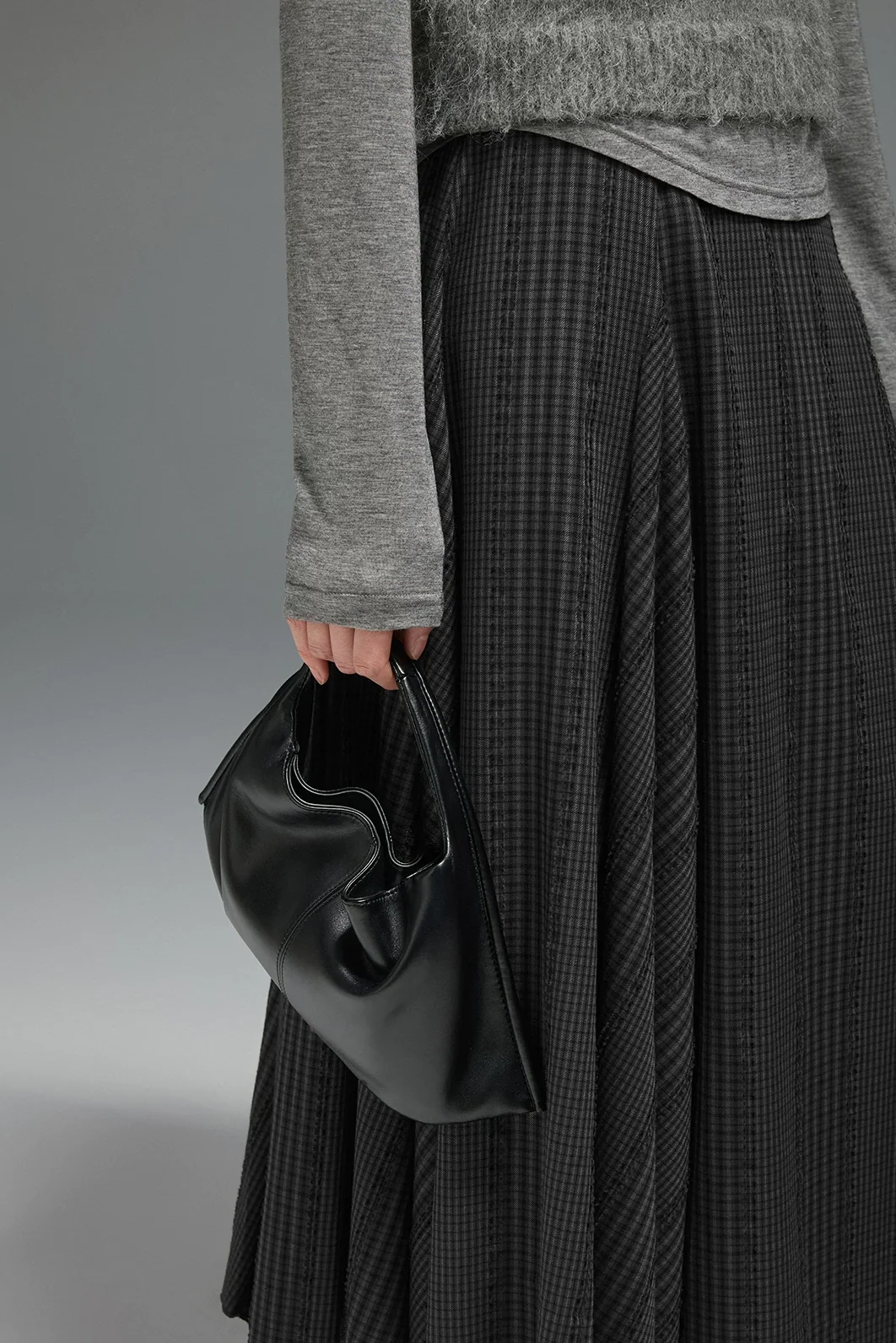 Asymmetric Check Midi Skirt - Image 5