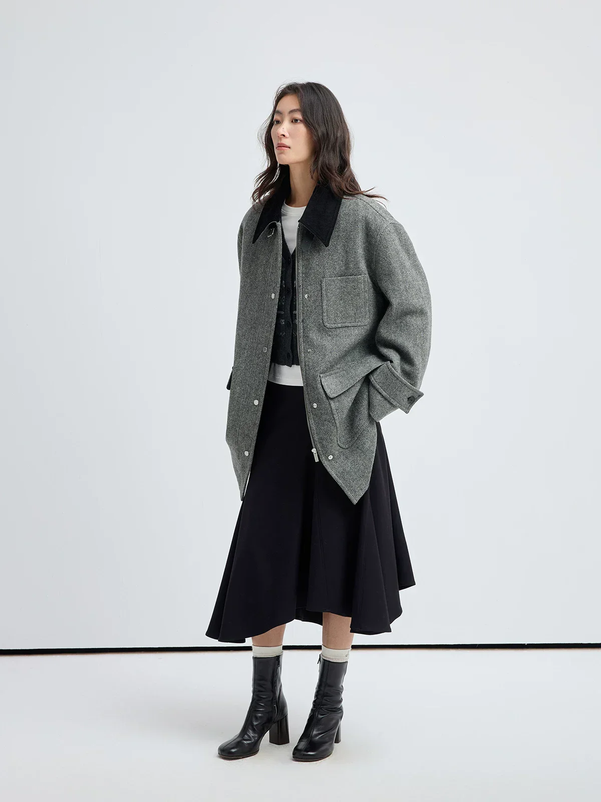 Asymmetric Flare Midi Skirt - Image 3