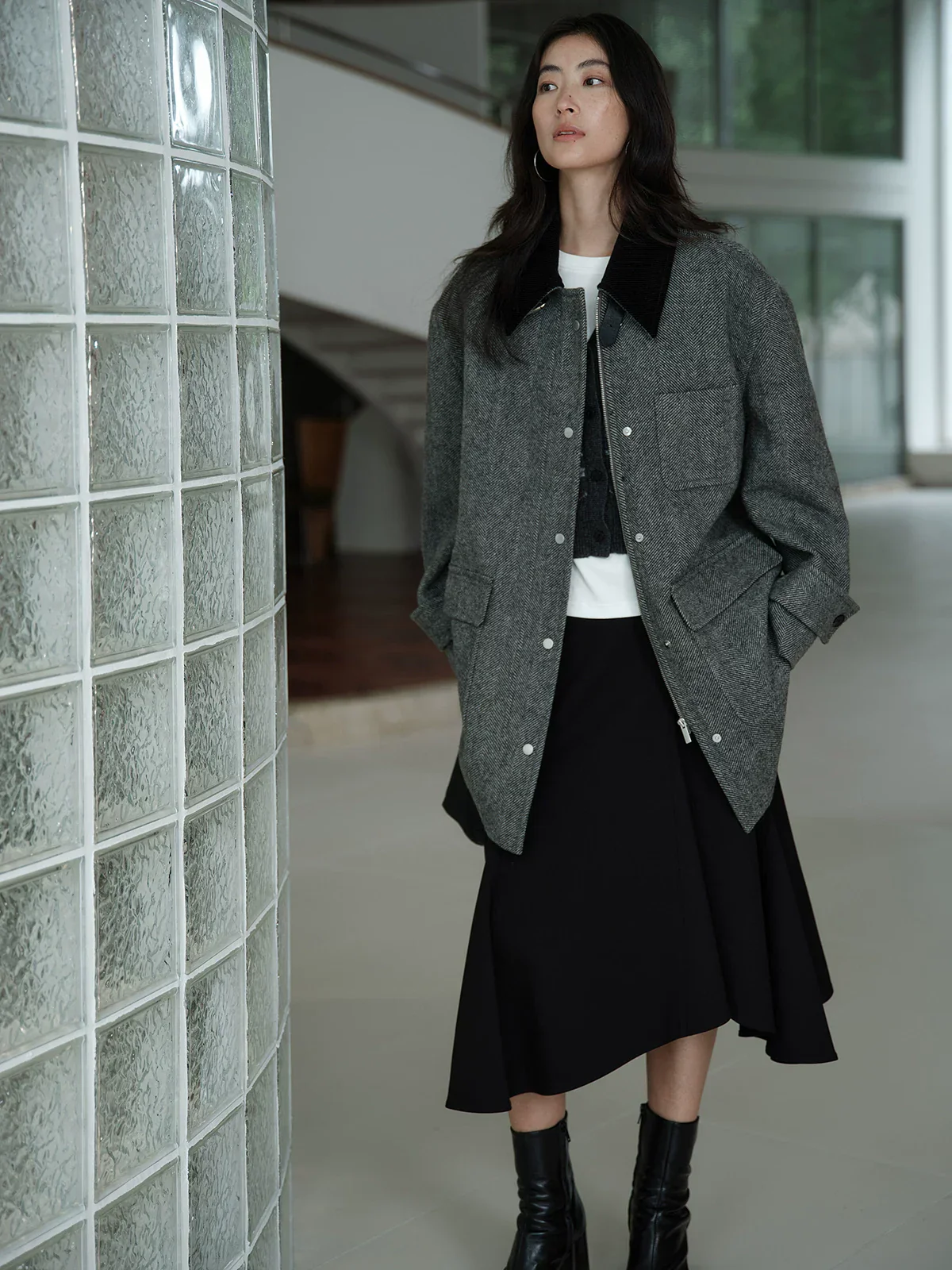 Asymmetric Flare Midi Skirt - Image 5