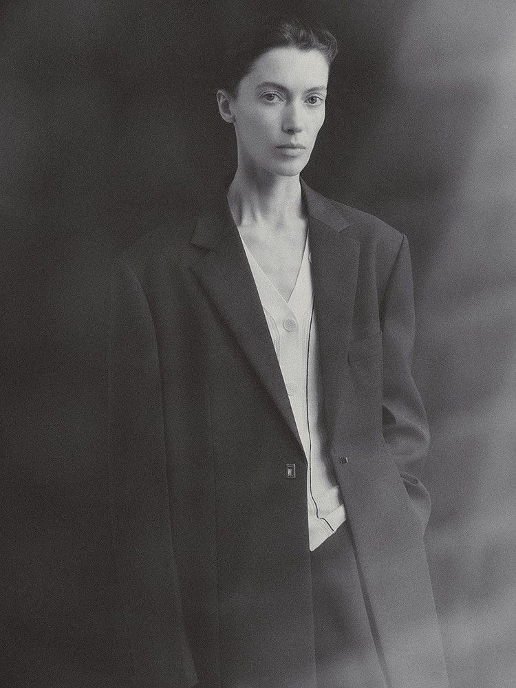 Asymmetric Hem Blazer - Image 3