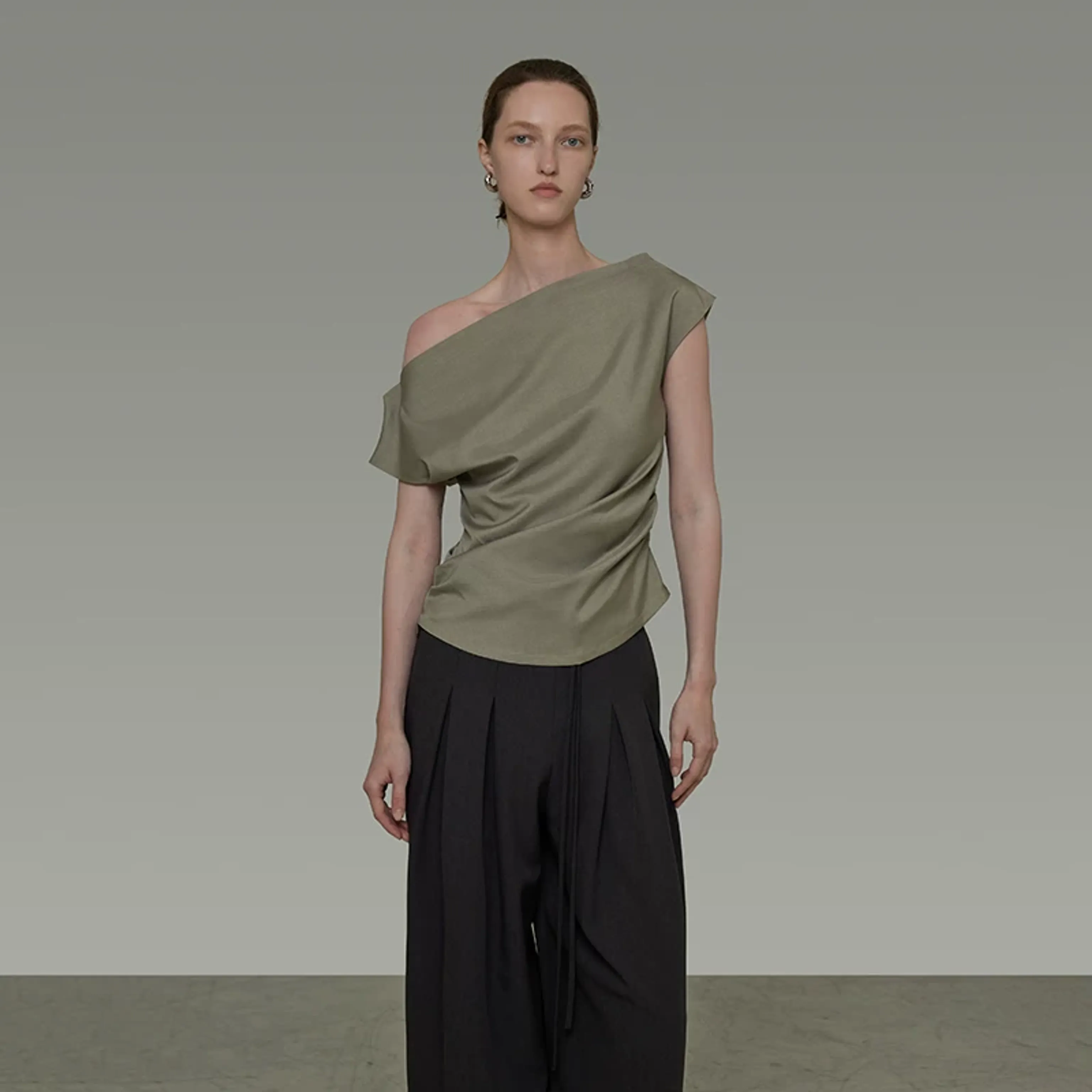 Asymmetric Off-Shoulder Ruched Top - Image 5