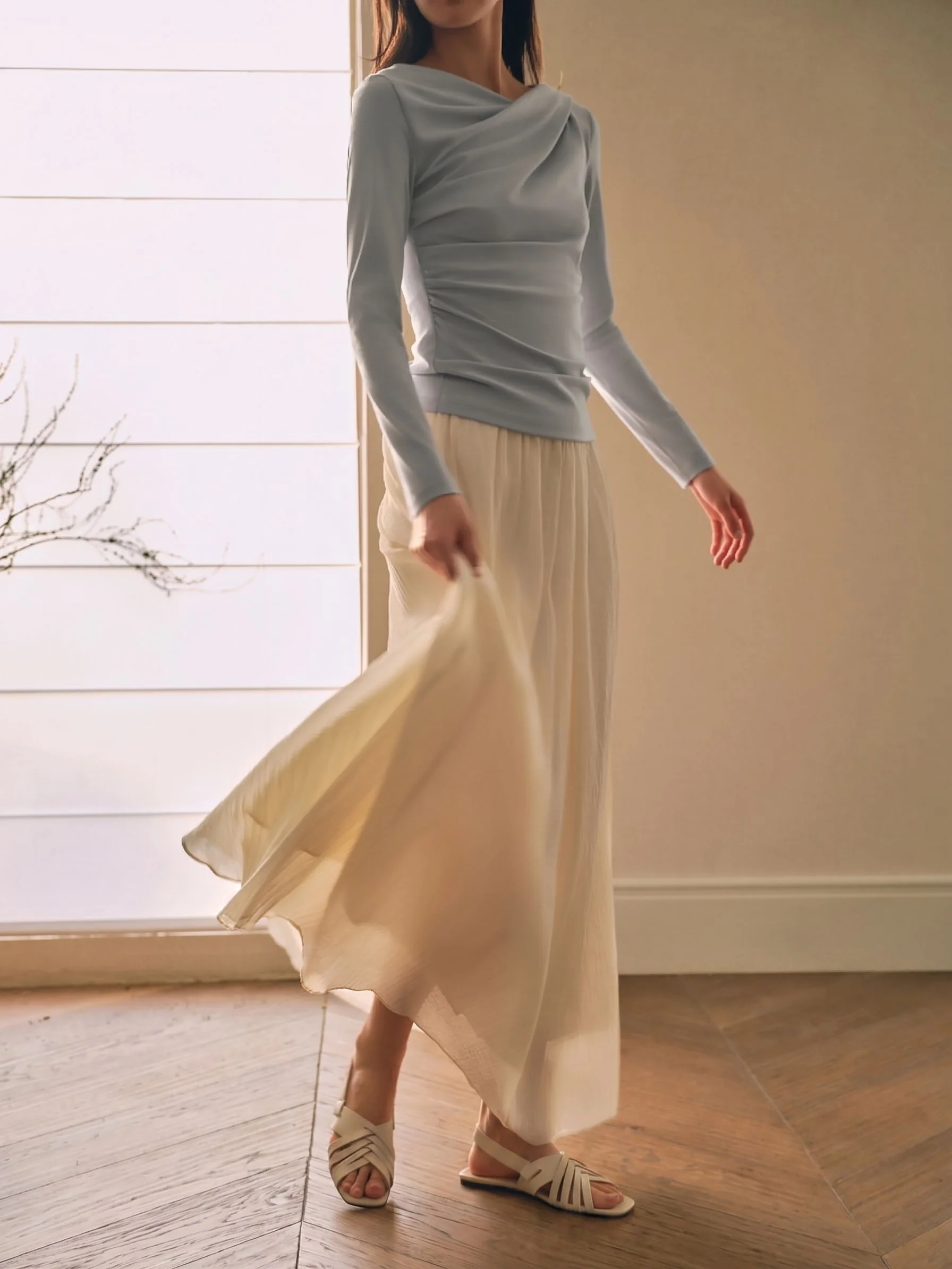 Asymmetric Ruched Top