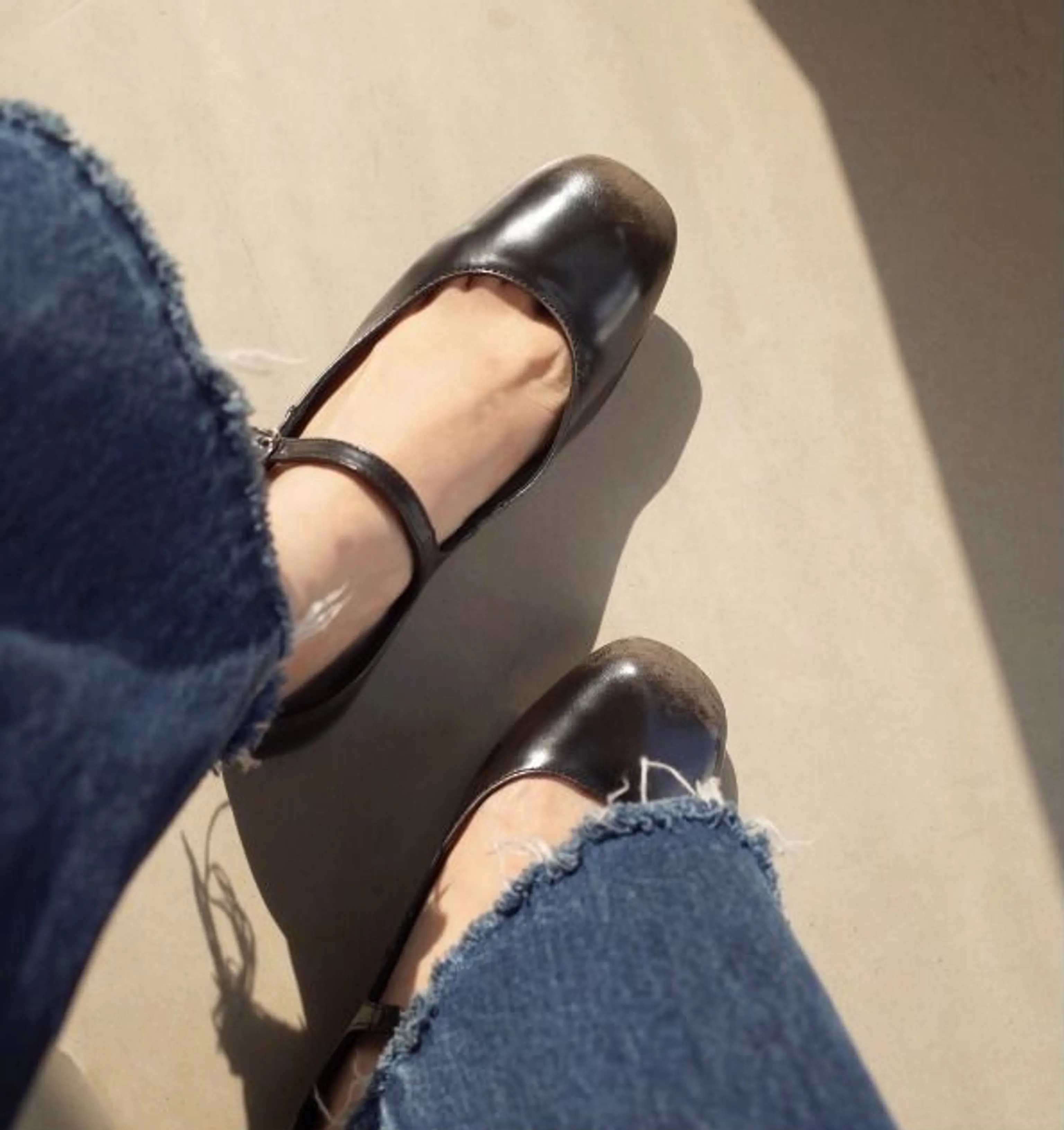 Black Leather Mary Jane Shoes - Image 4