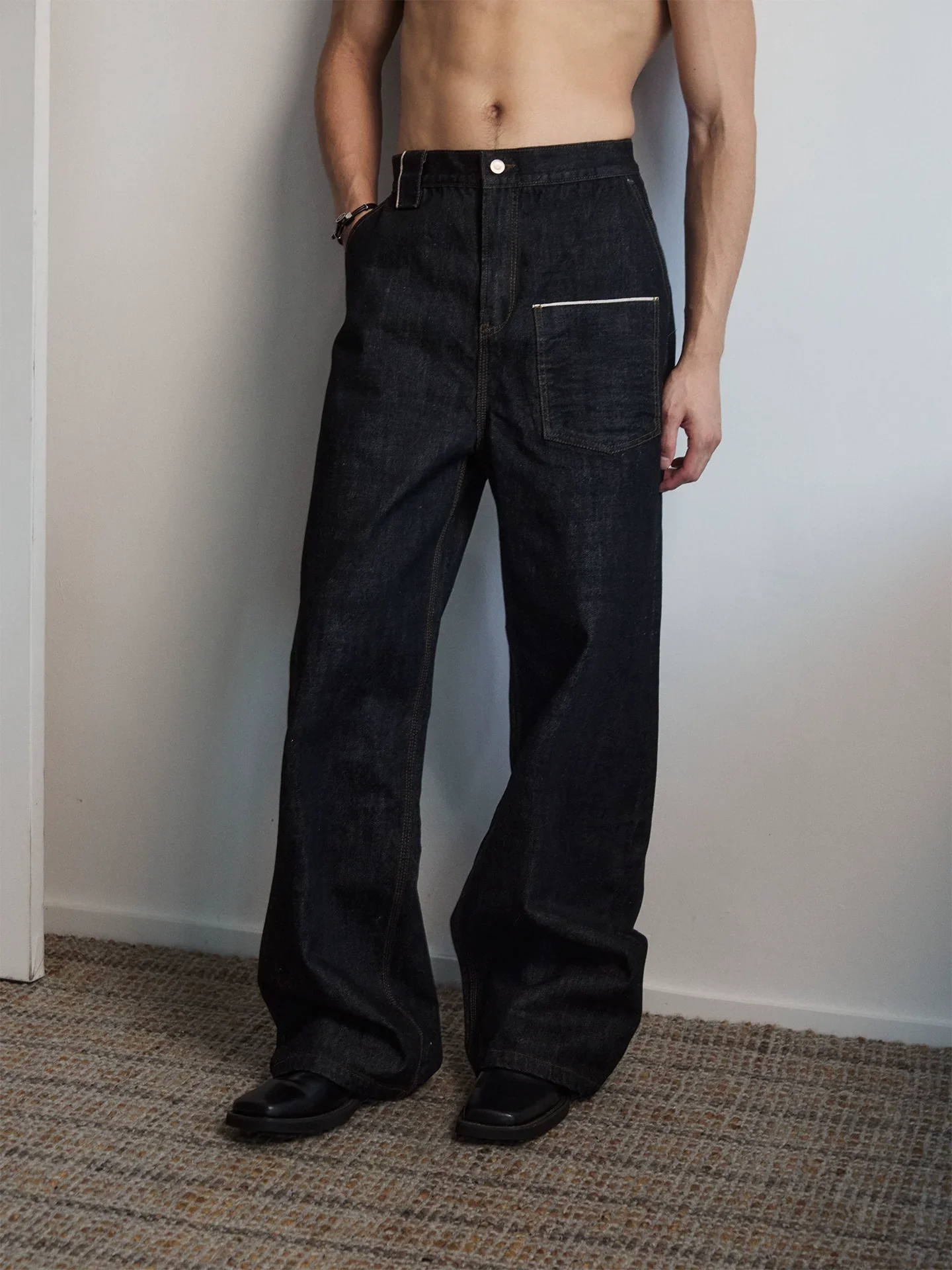 Black Selvedge Single-Pocket Wide-Leg Jeans