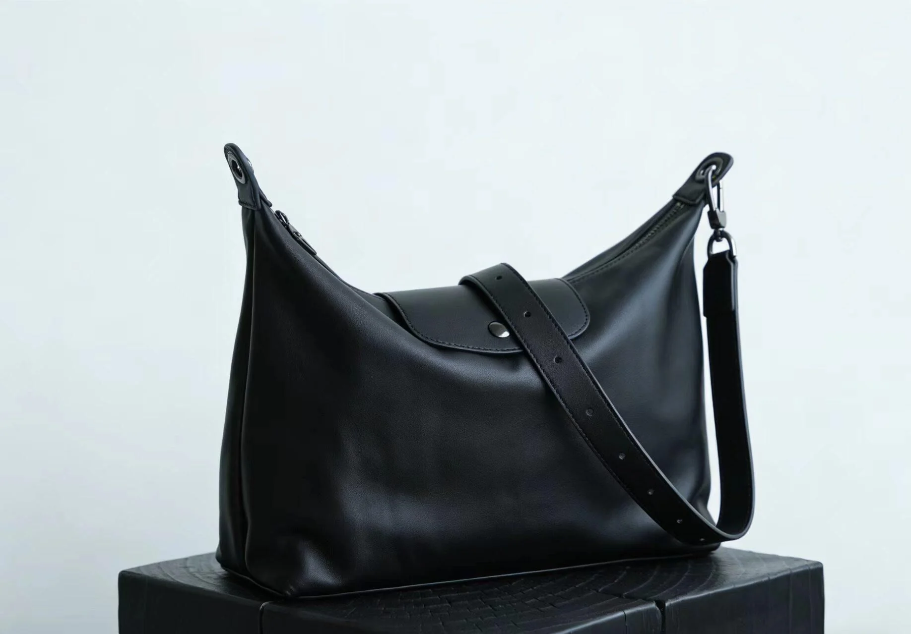 Black Top Grain Leather Hobo Bag - Image 2