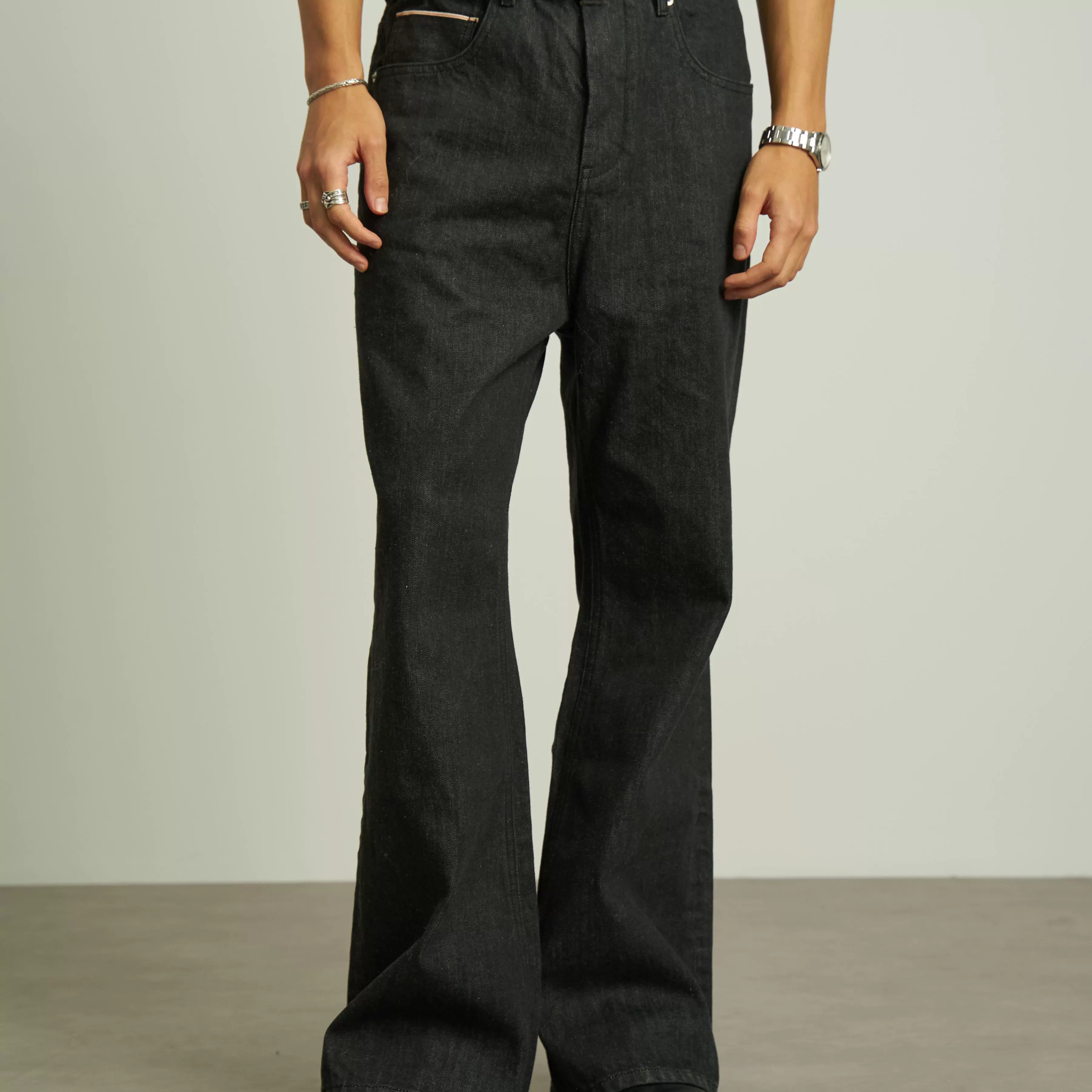 Black Wide-Leg Jeans