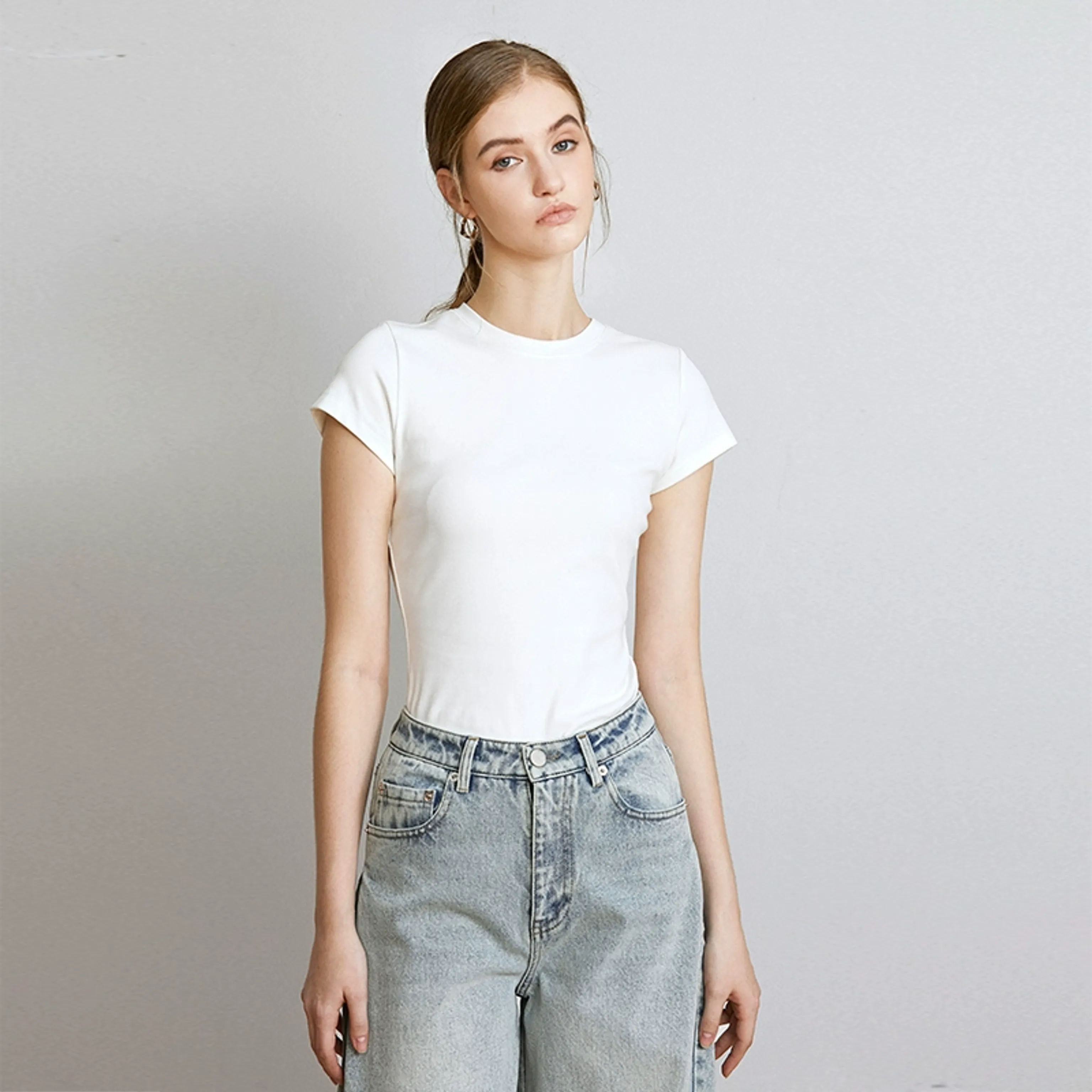 Body-Shaping Slim T-Shirt - Image 5