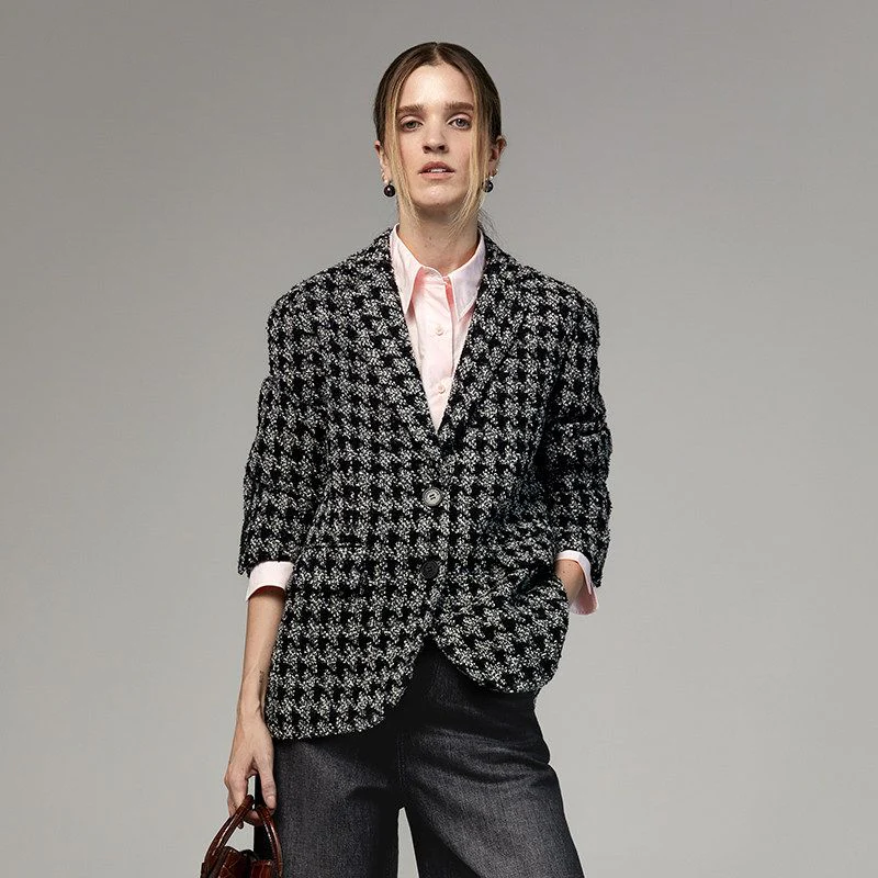 Bouclé Check Blazer - Image 5
