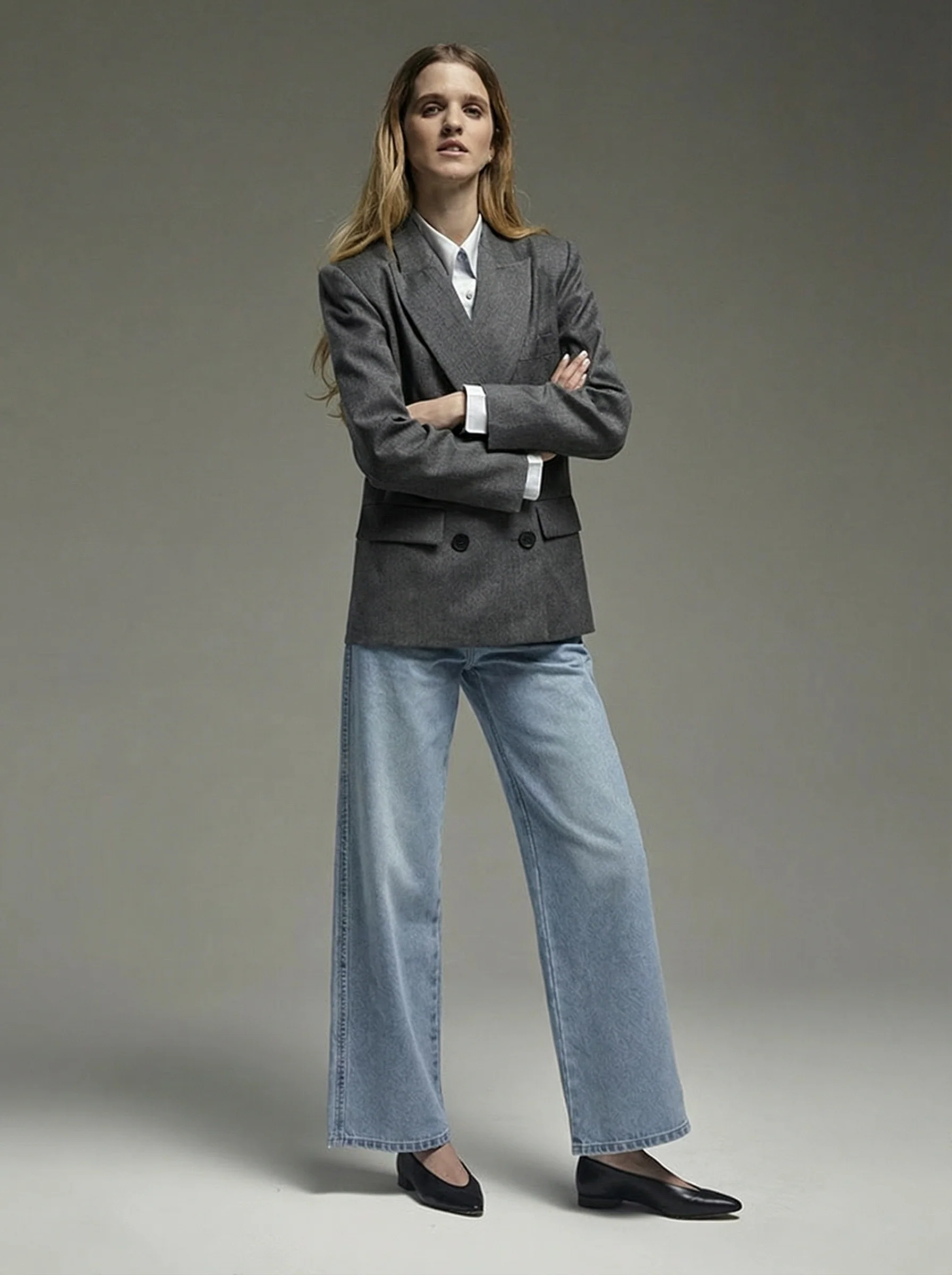 Britt Wide-Leg Jeans - Image 4