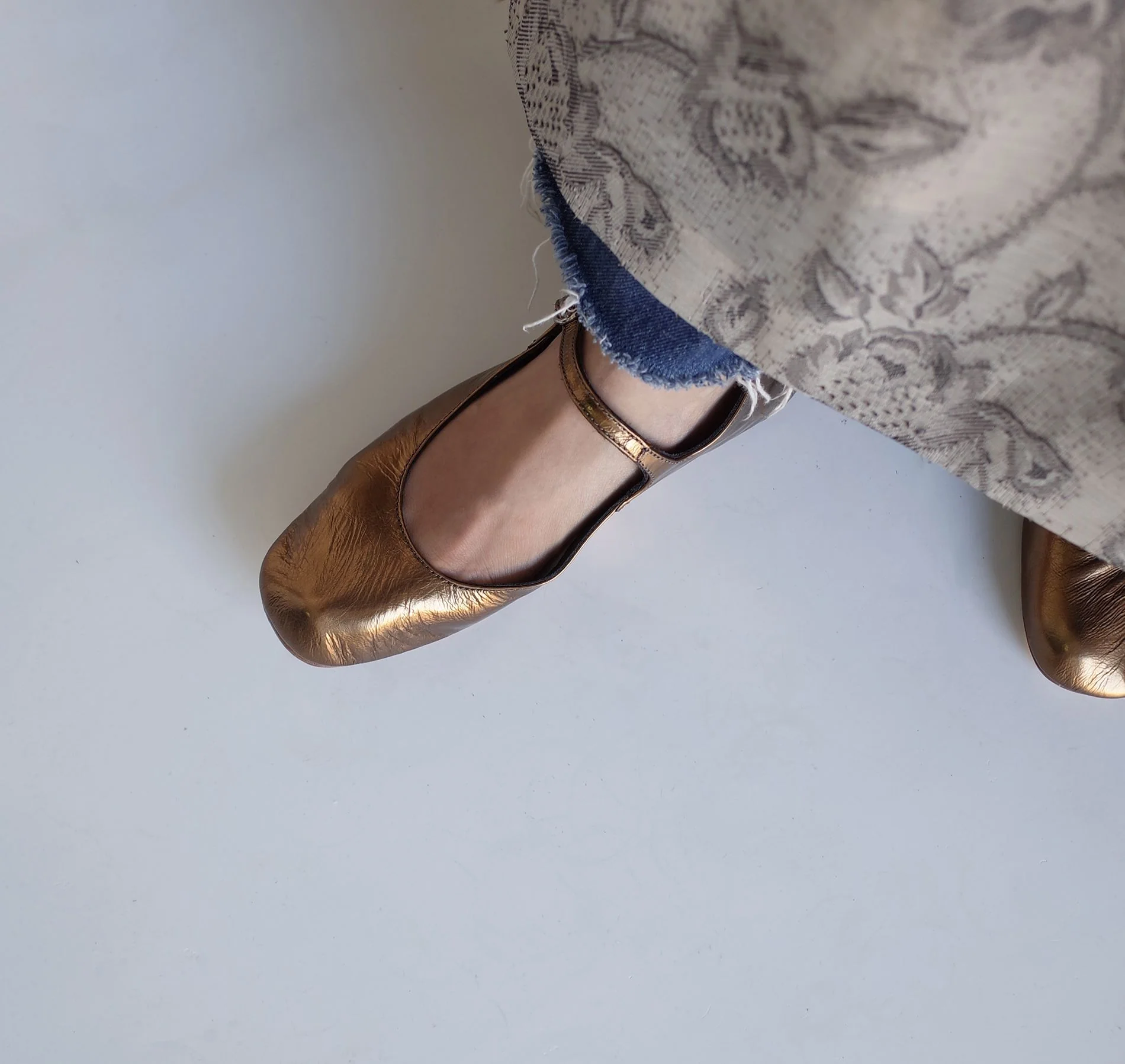 Bronze Metallic Mary Jane Shoes - Image 5