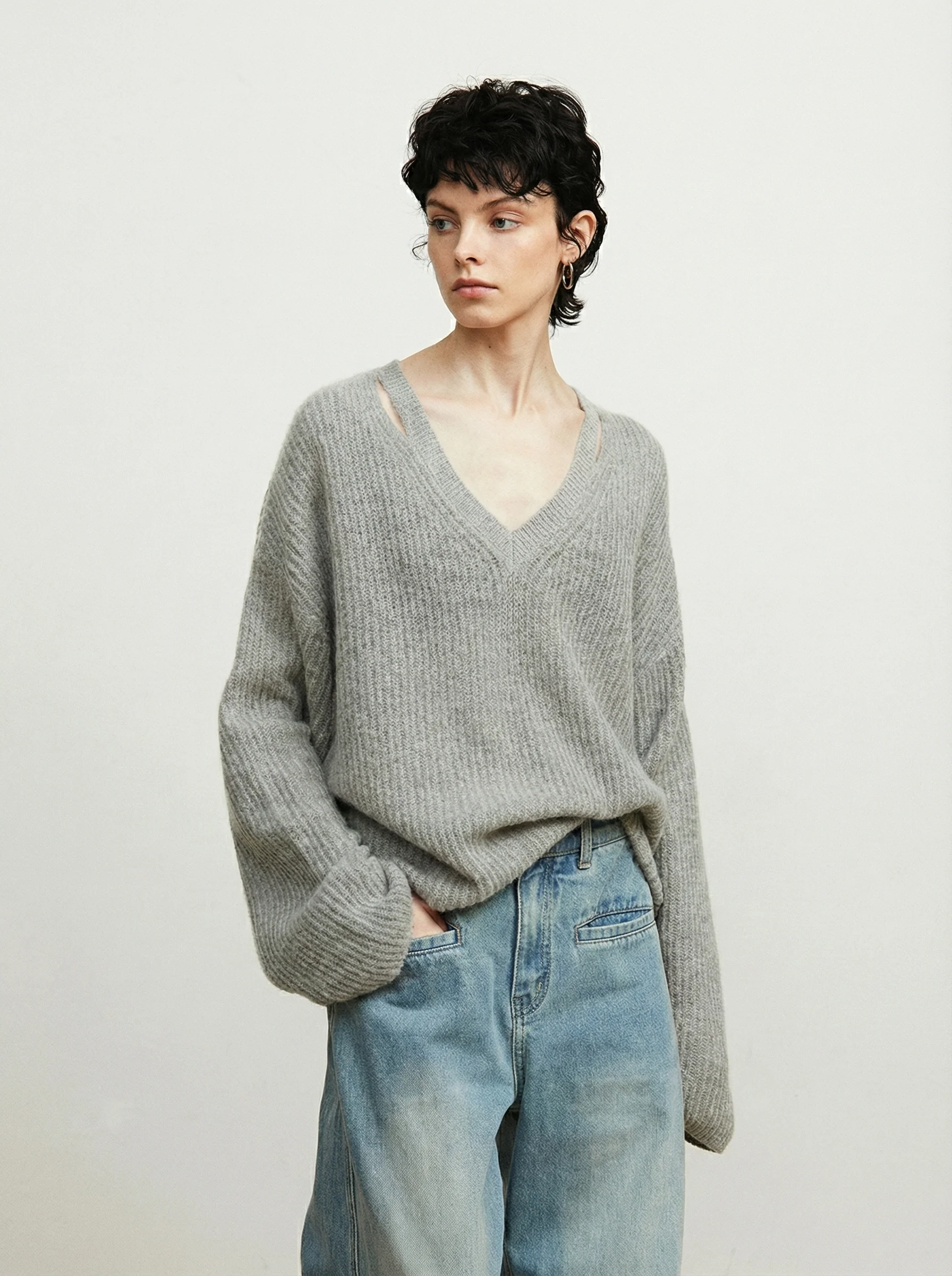 Brushed Merino Rib V-neck Sweater - Image 5