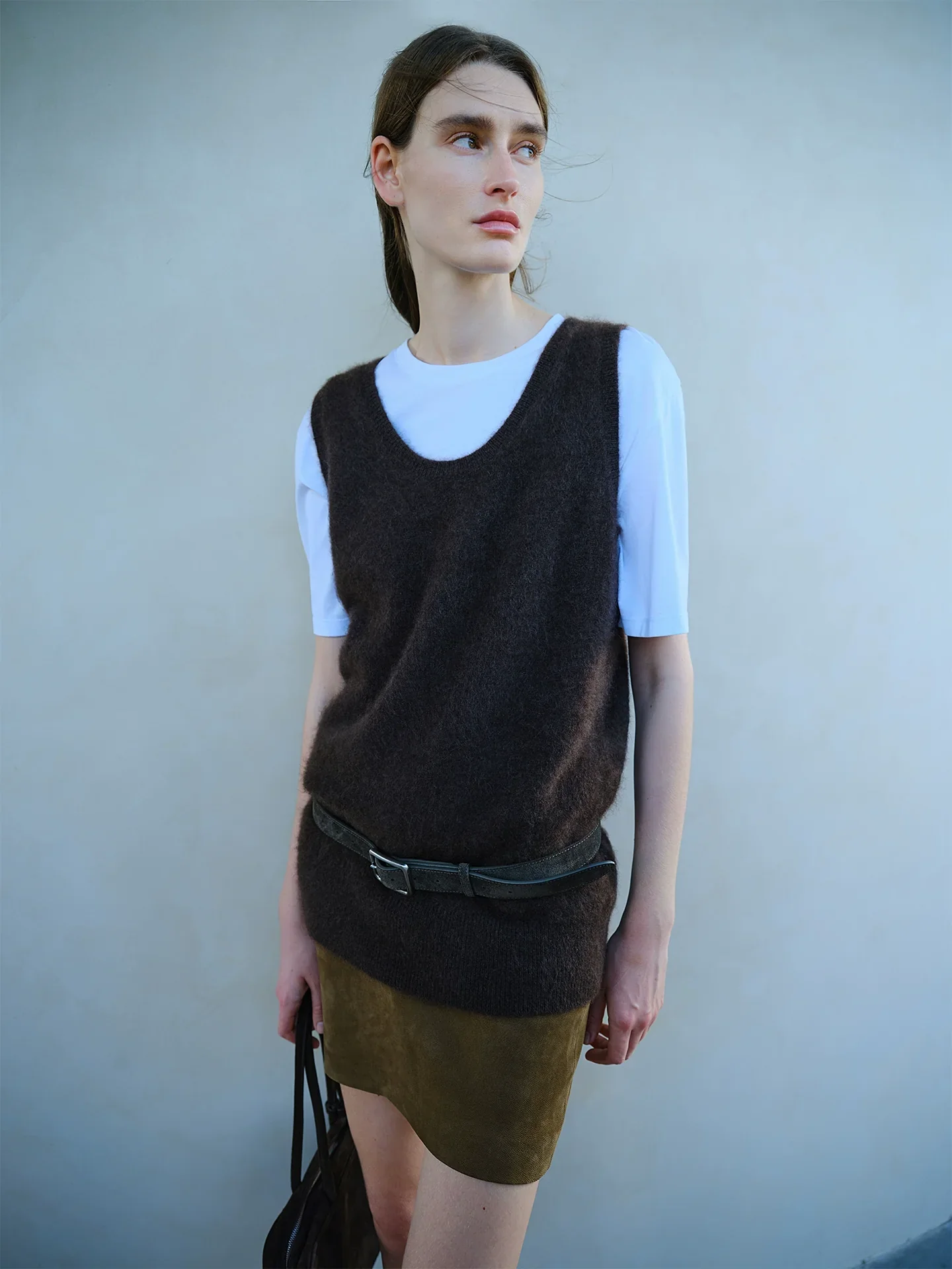 BrushedYakU-neckLonglineVest - Image 2