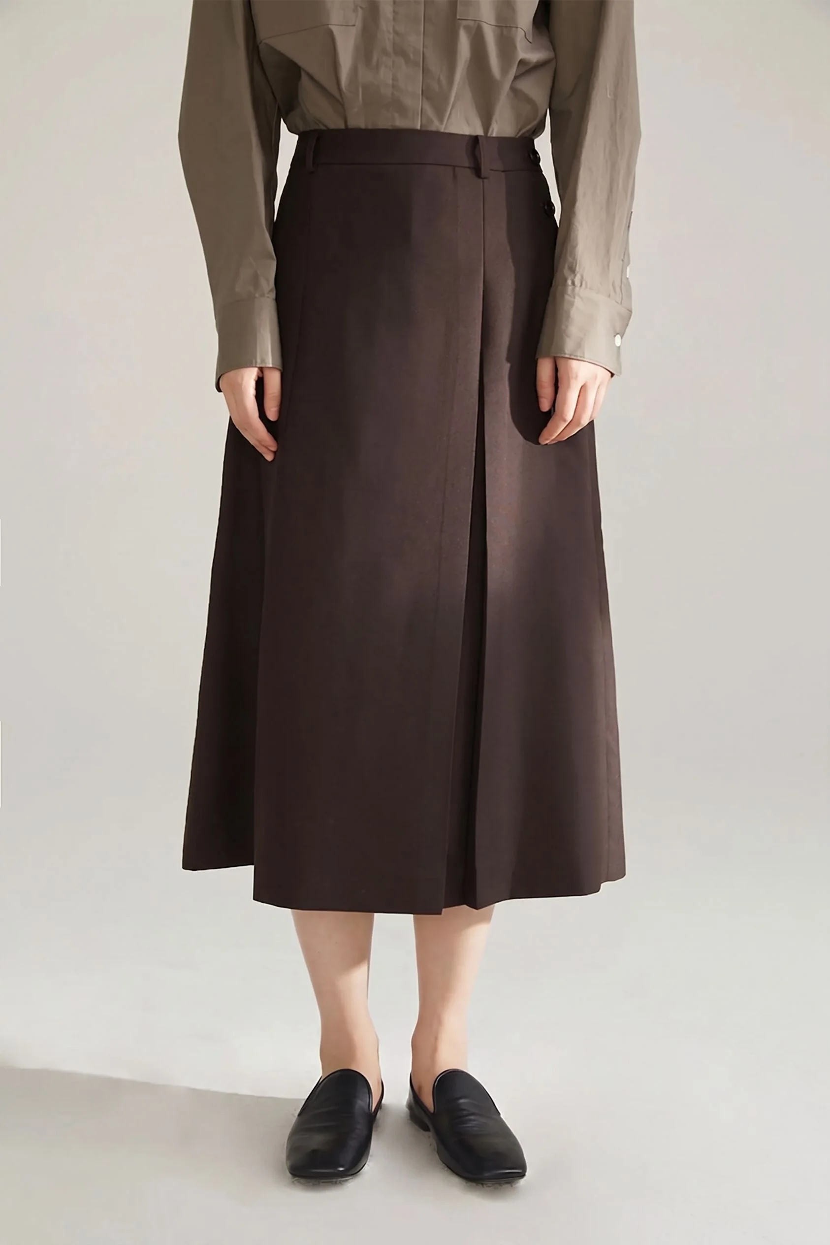 Button Pleated Midi Skirt - Image 3