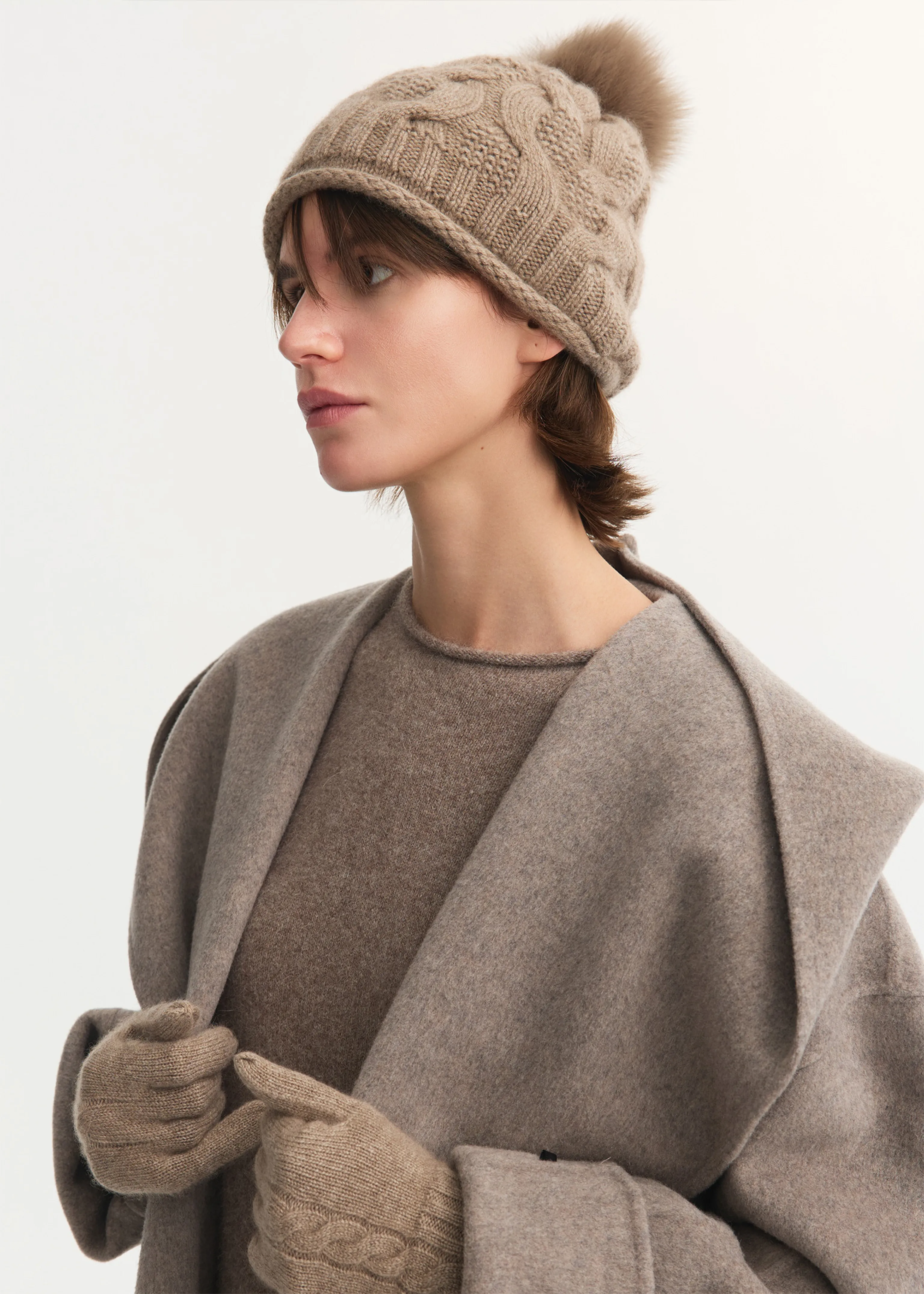 Cable-Knit Cashmere Pom-Pom Beanie