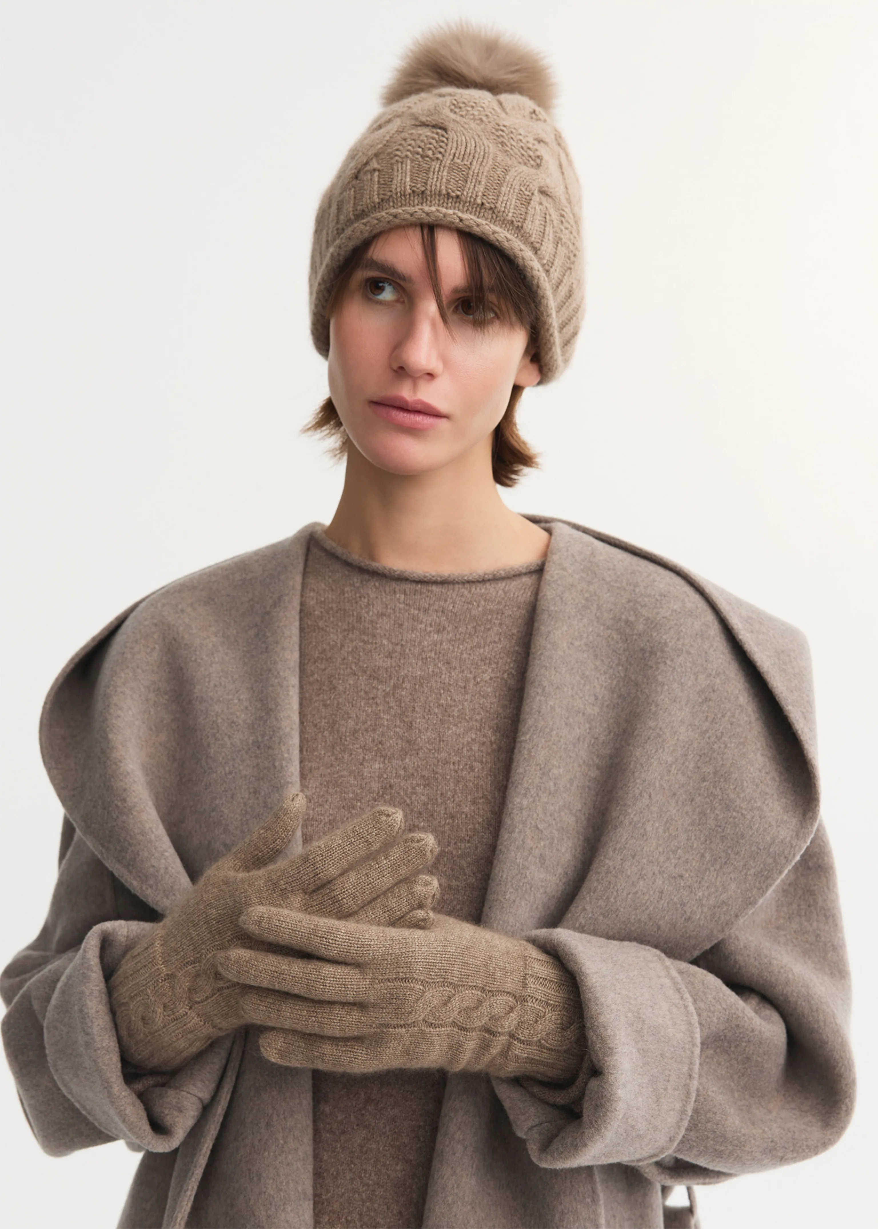 Cable-Knit Cashmere Pom-Pom Beanie - Image 3