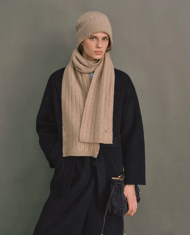 Cable Knit Scarf - Image 6