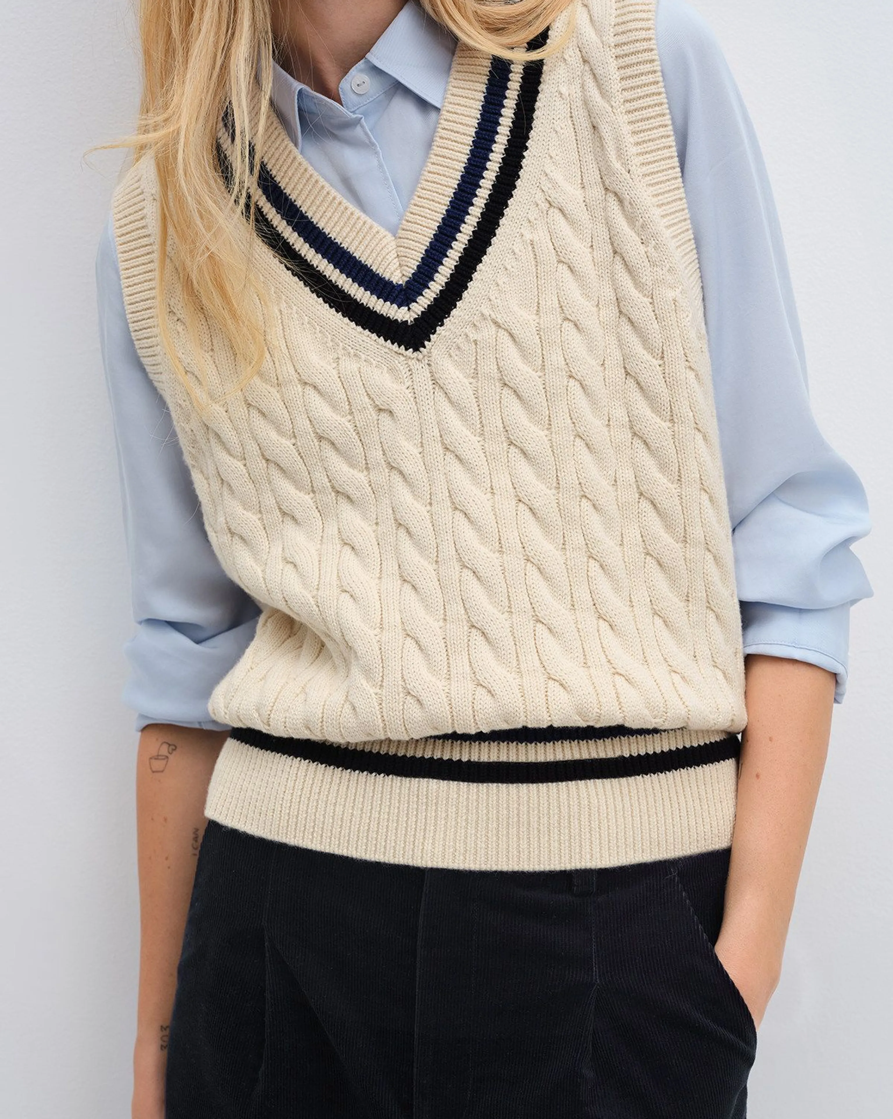 Cable Knit Sweater Vest - Image 6