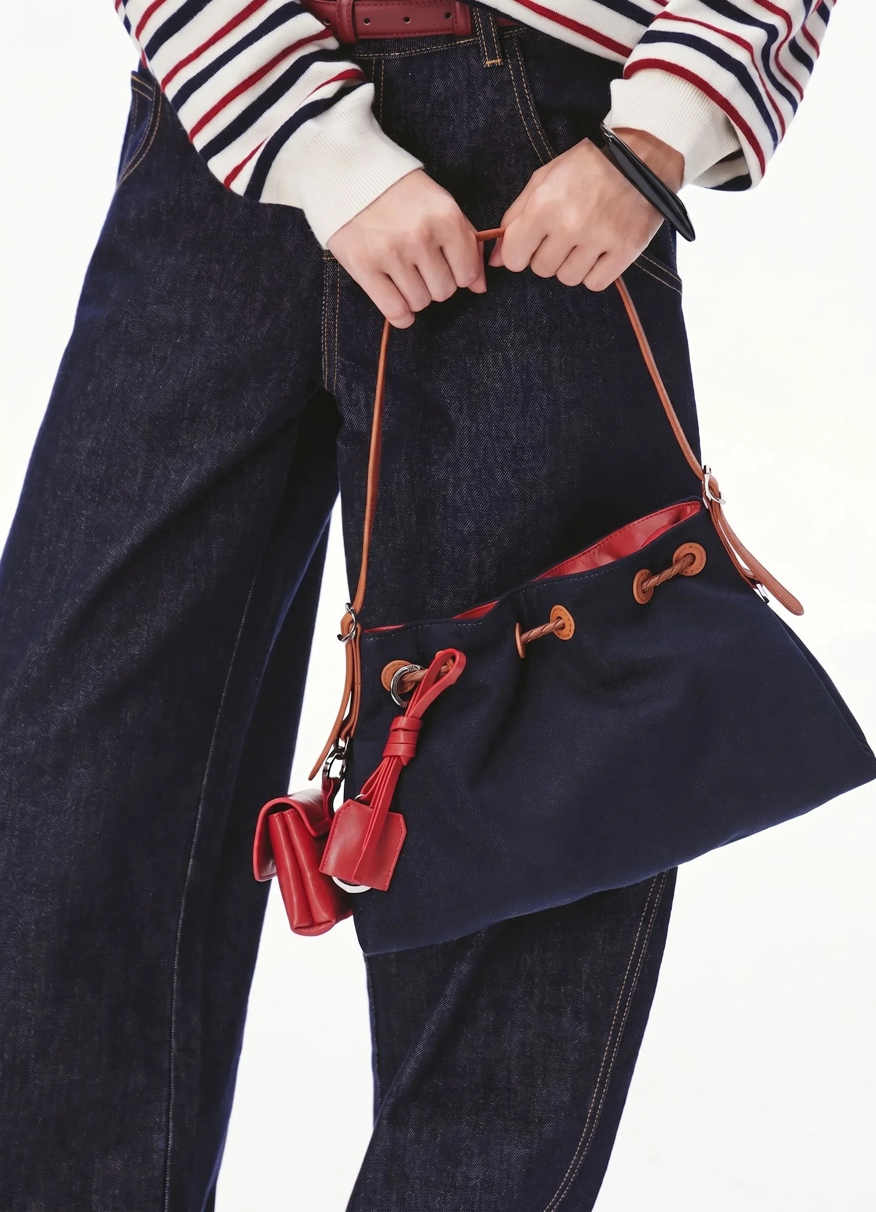 Canvas Drawstring Shoulder Bag - Image 5