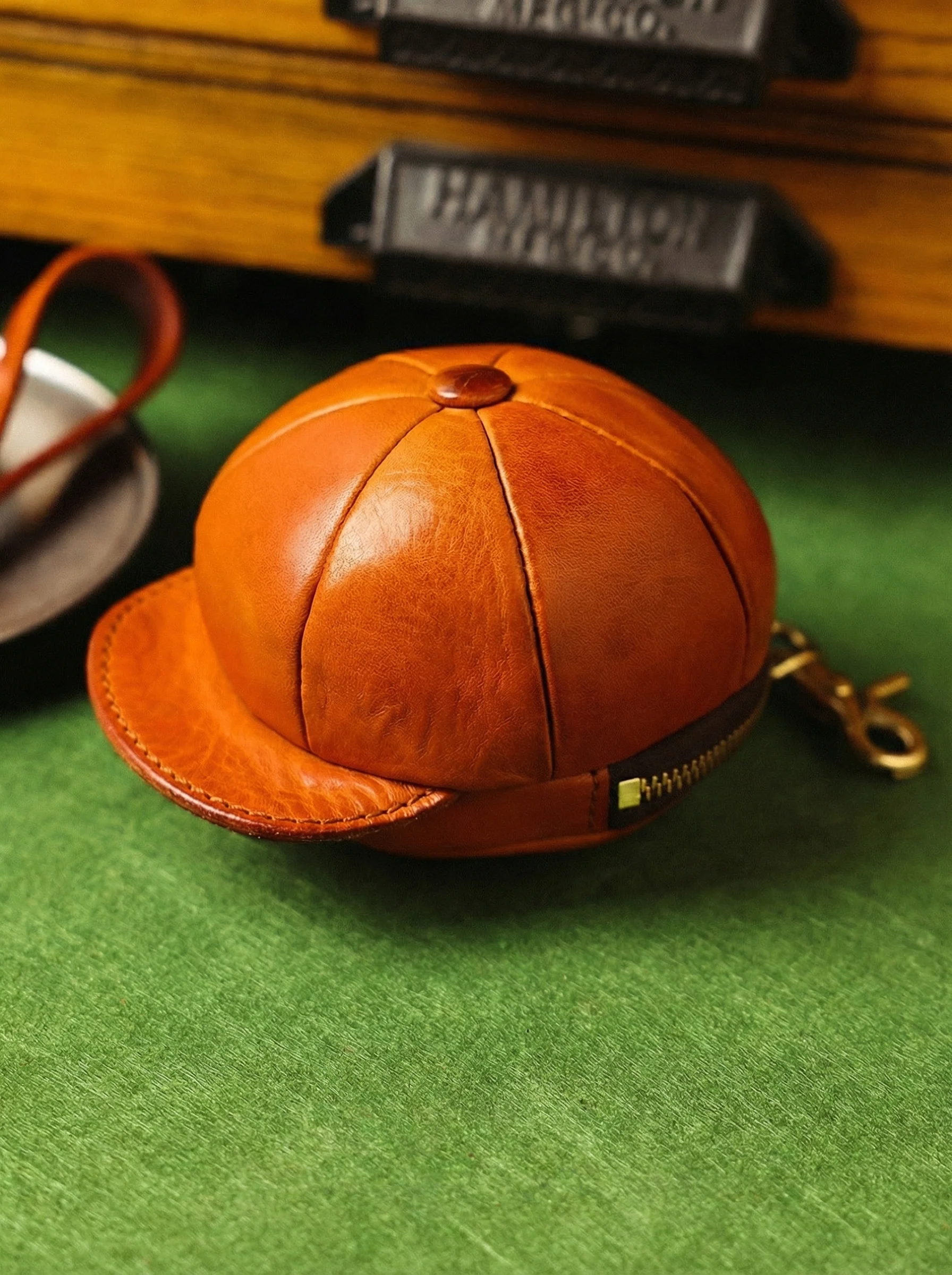 Cap-Shaped Leather Pouch - Image 8