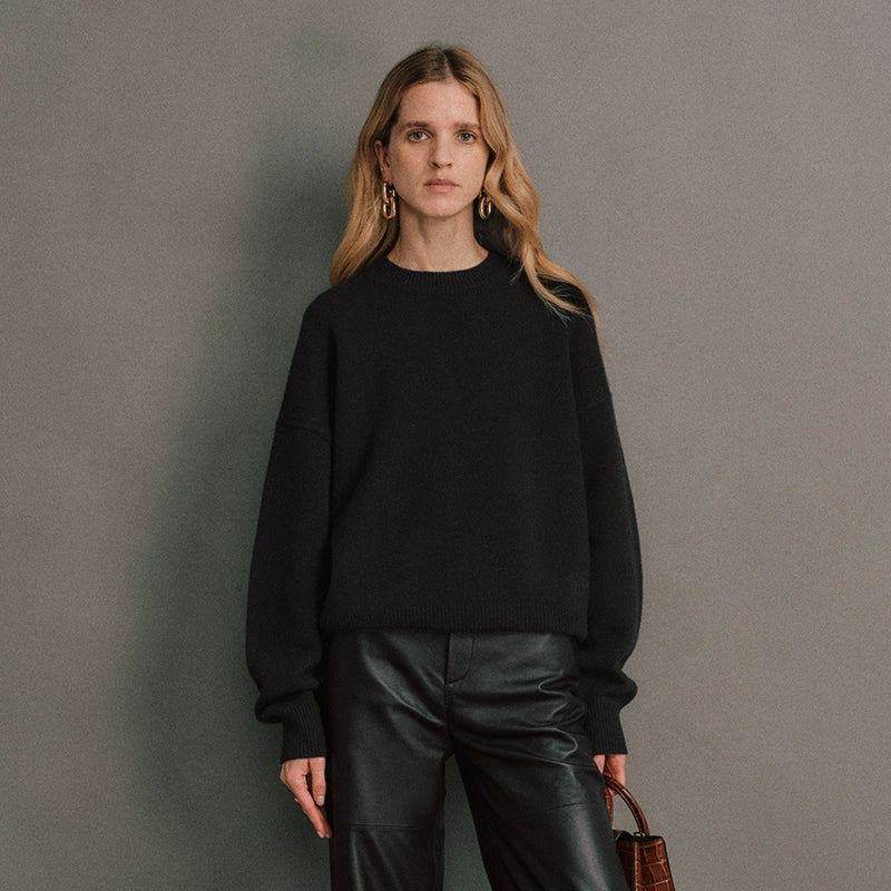 Carrie Merino V-Neck Sweater - Image 10