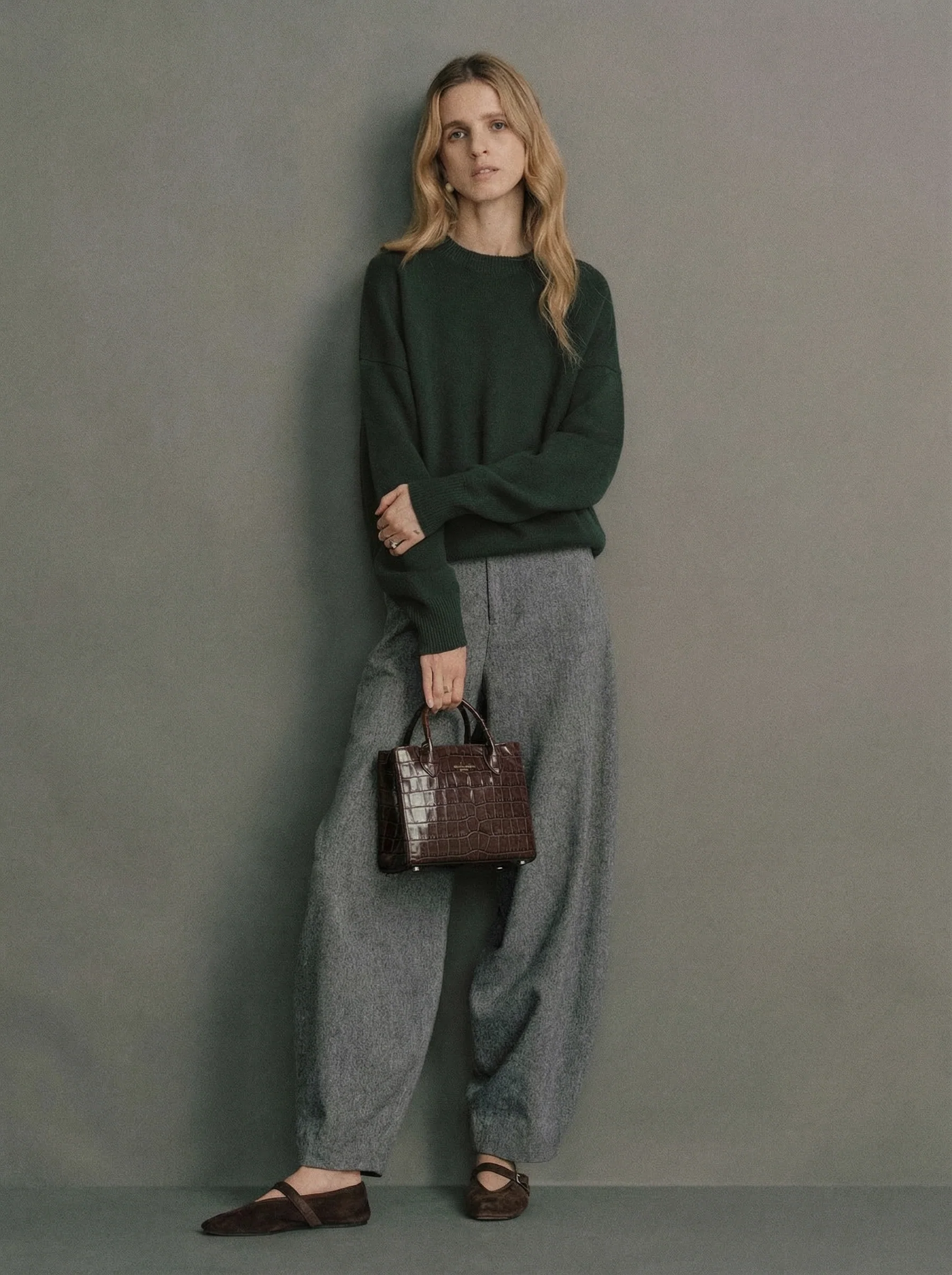 Carrie Merino V-Neck Sweater - Image 3