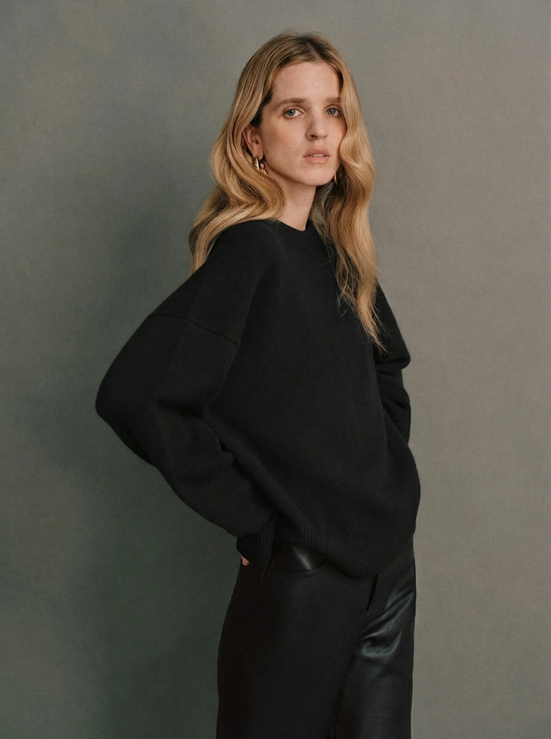Carrie Merino V-Neck Sweater - Image 4