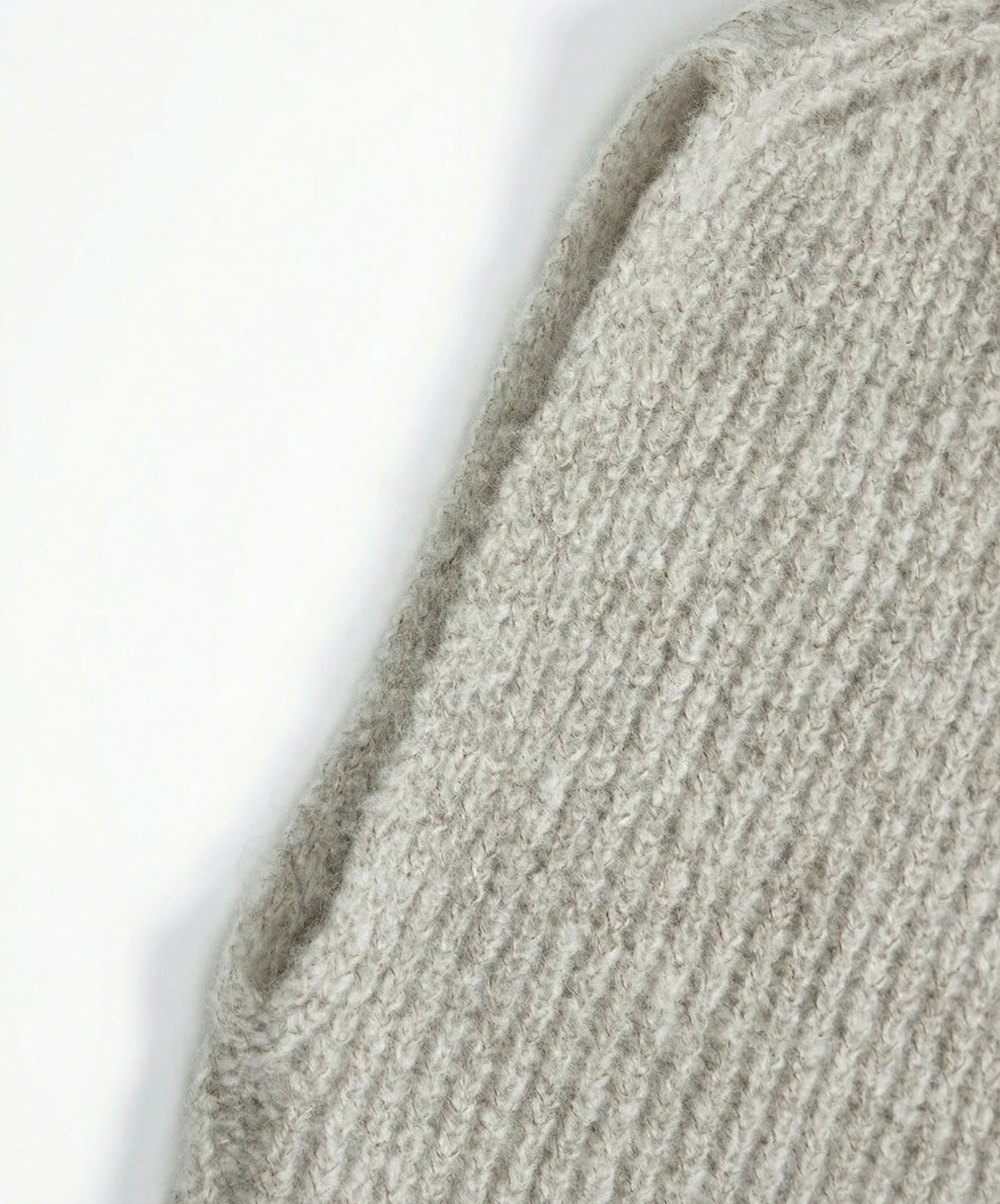 Cashmere Ribbed High-Neck Vest - Image 3