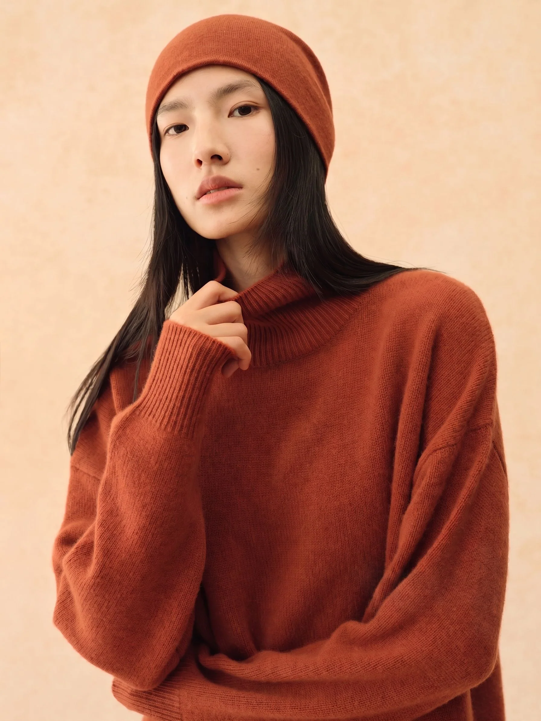 Cashmere Slouch Beanie - Image 4