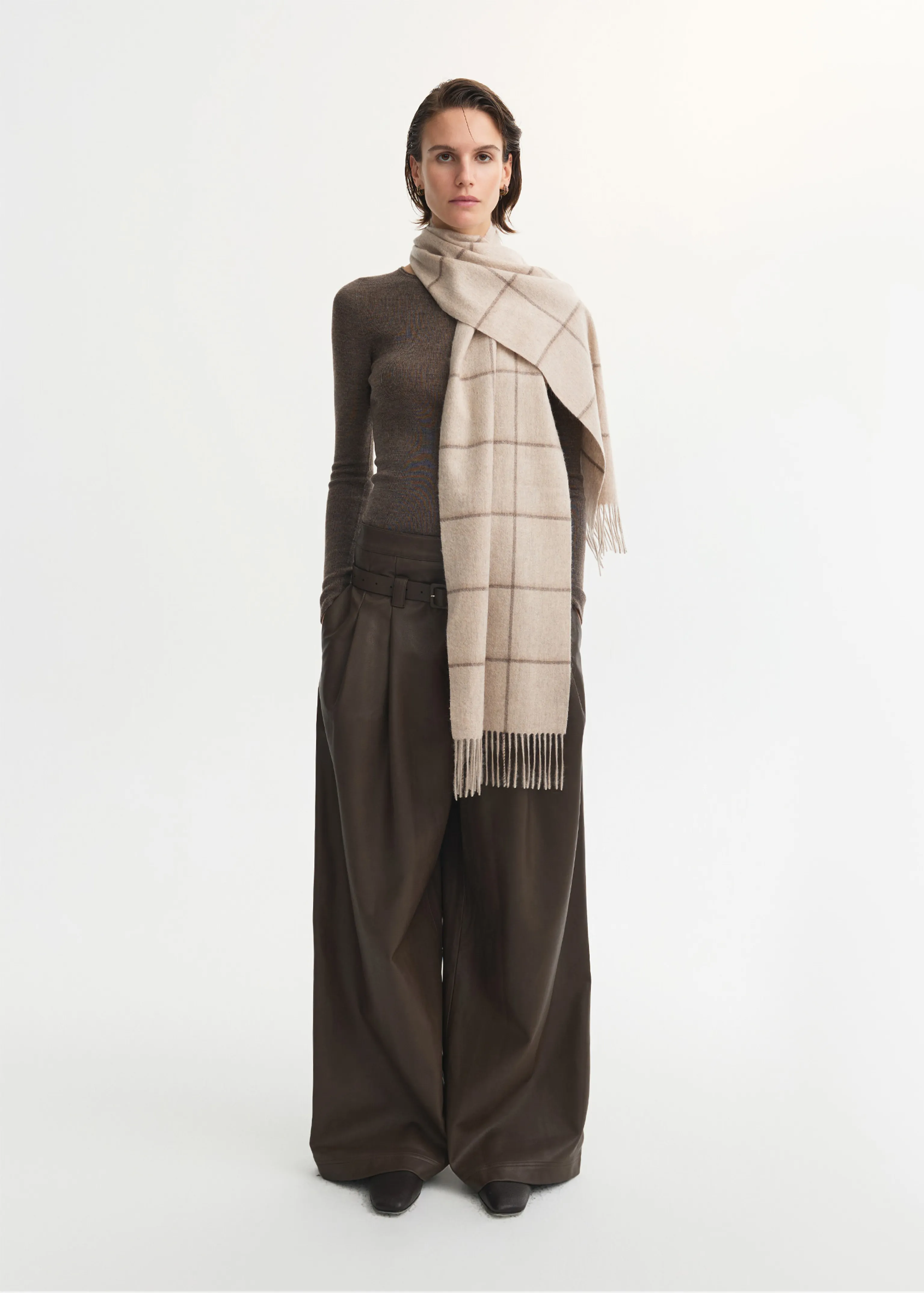 Cashmere Windowpane Scarf - Image 4