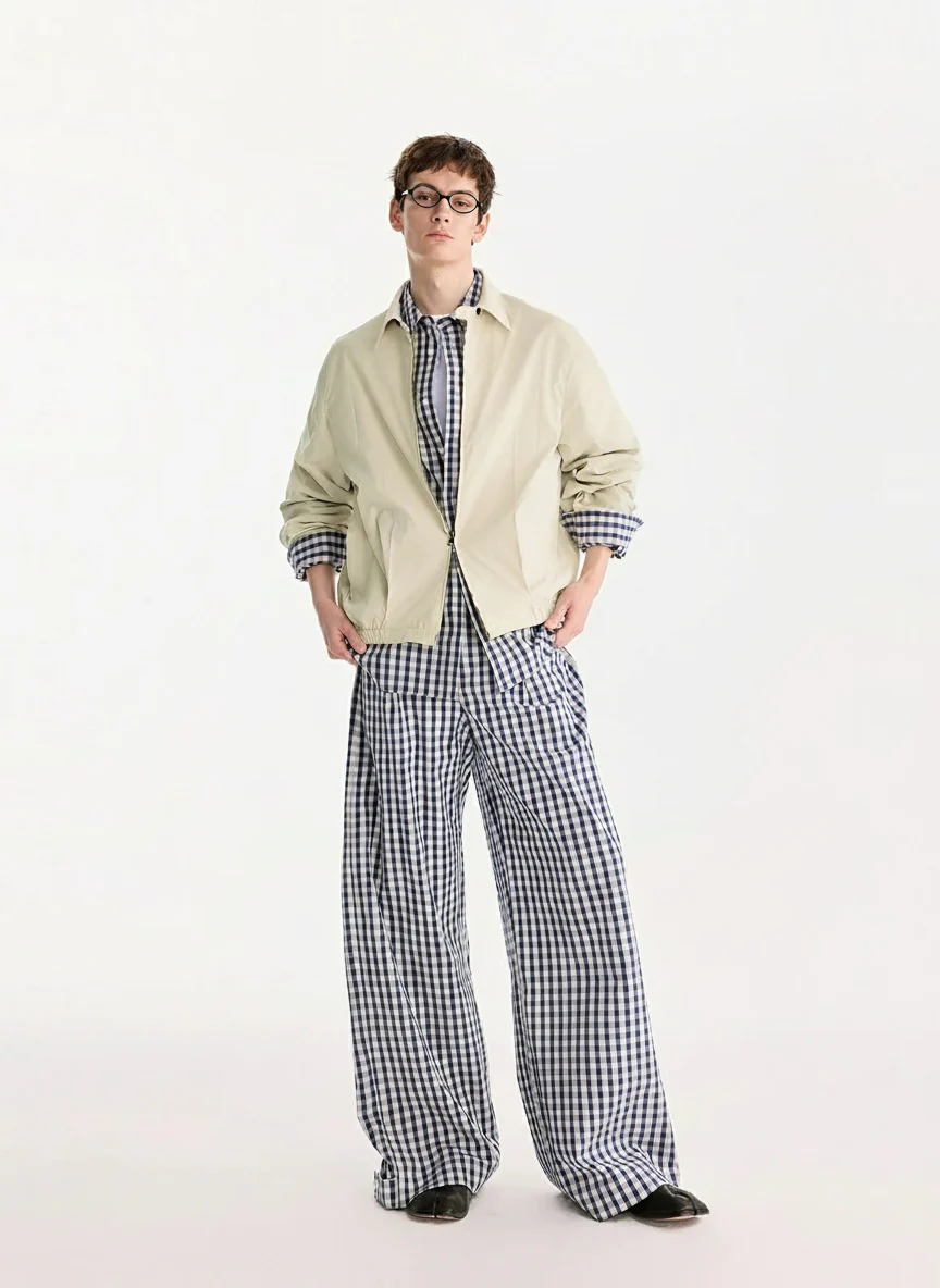Chain‐Lapel Pleated Jacket - Image 4