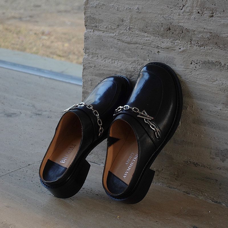 Chain Mule Loafers - Image 5
