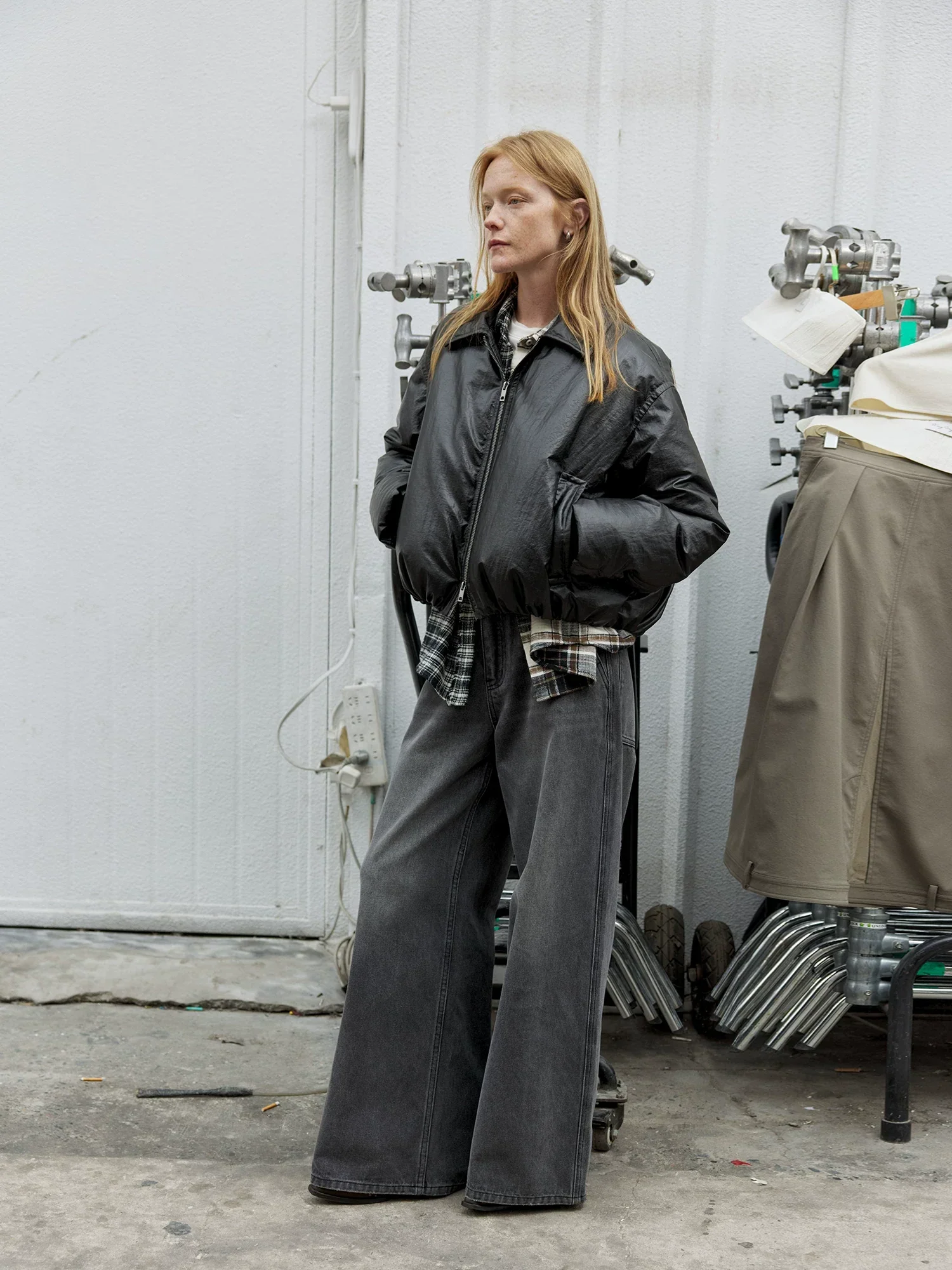 Charcoal High-Rise Wide-Leg Jeans - Image 3
