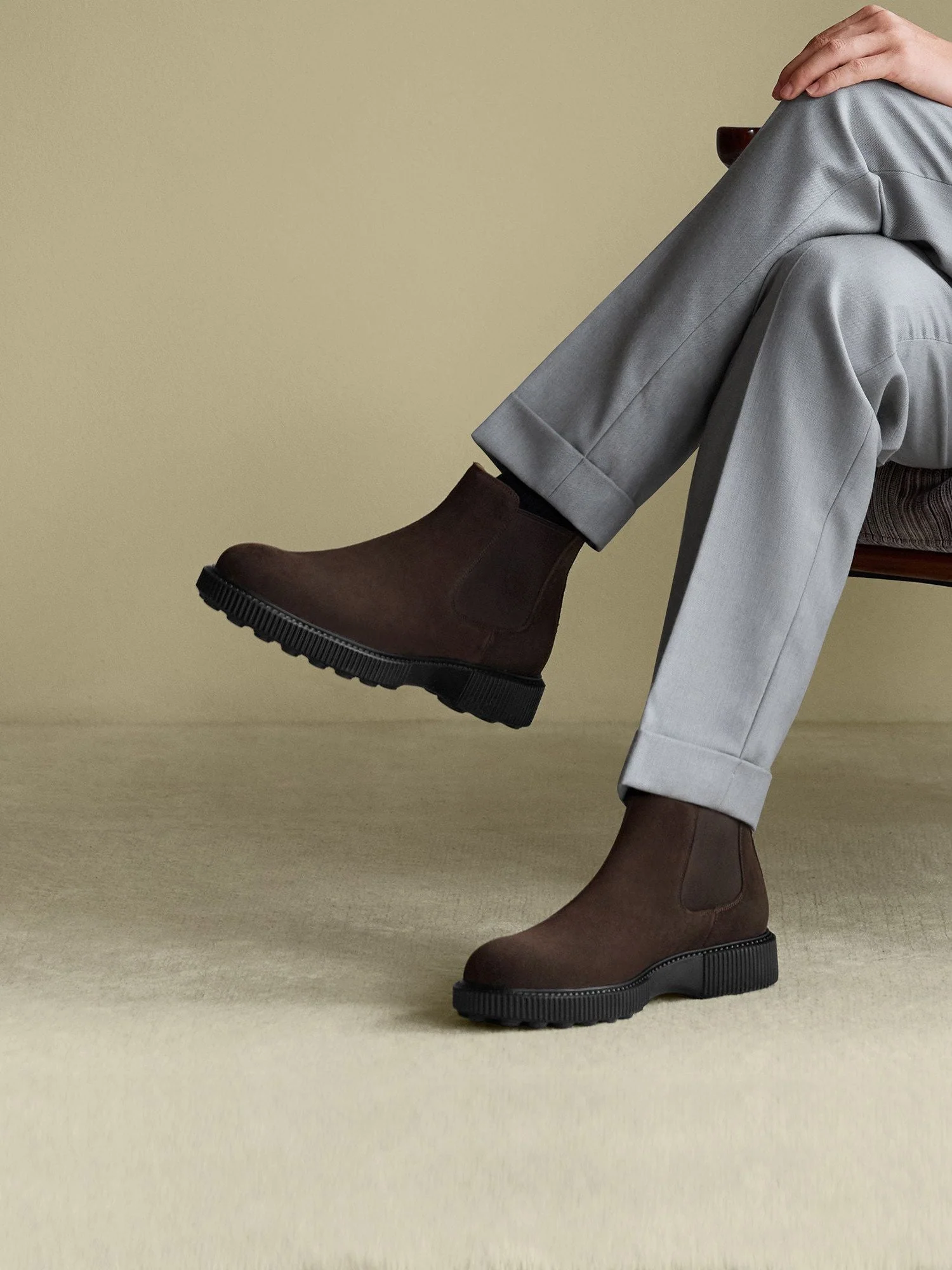 Chunky Suede Chelsea - Image 3
