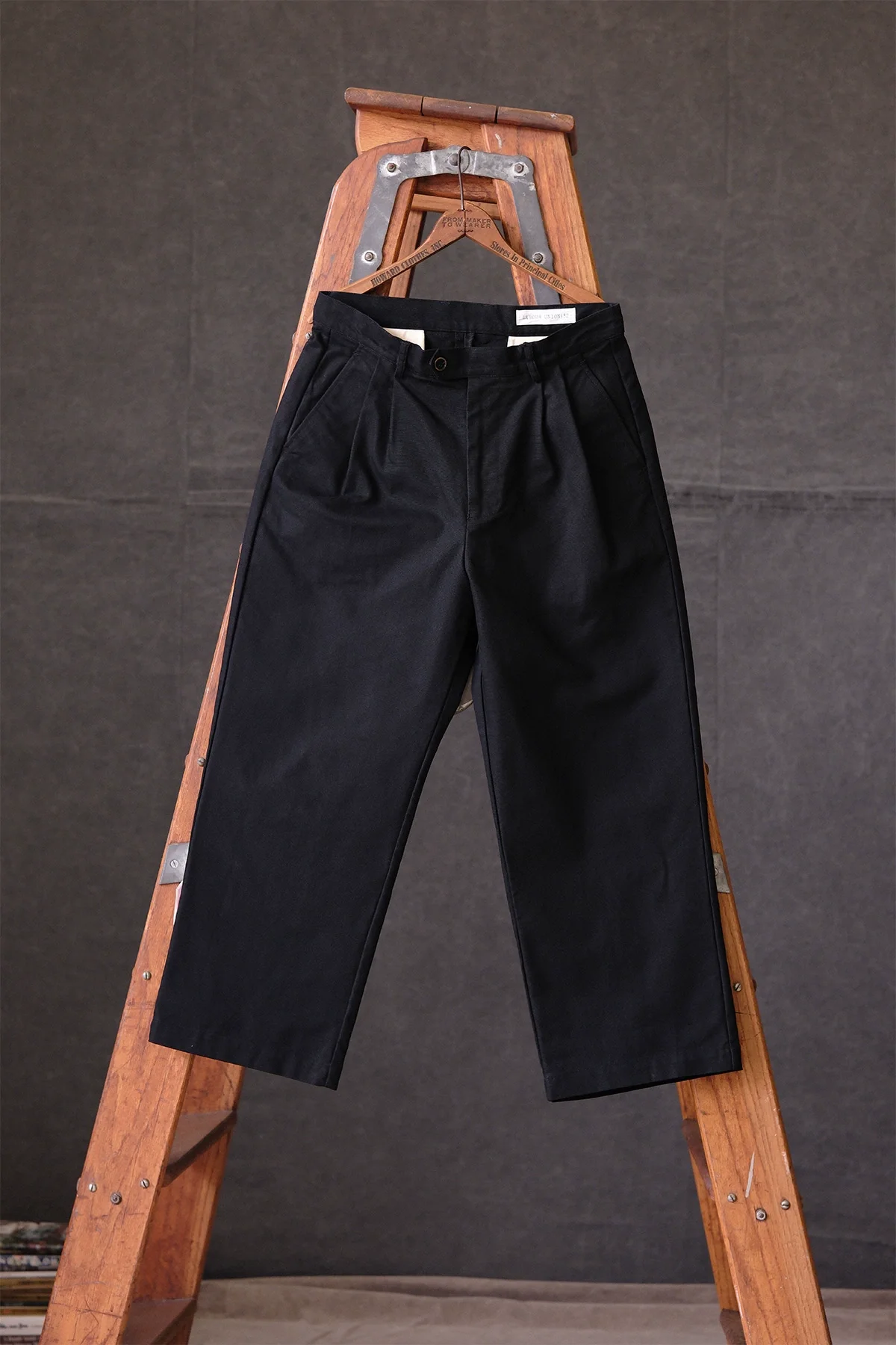 Classic Black Pleated Trousers - Image 6