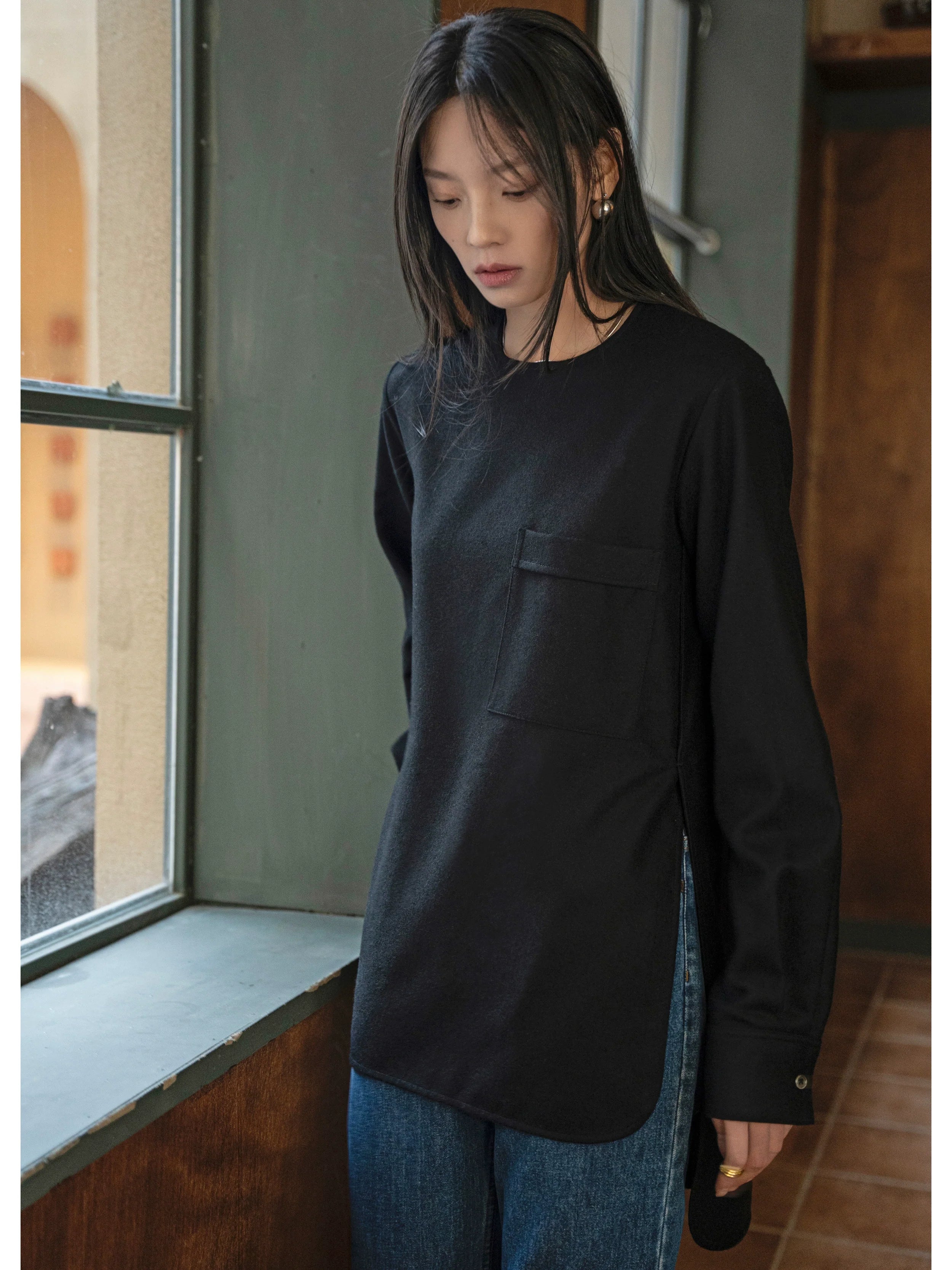 Classic Black Round Neck Top - Image 4
