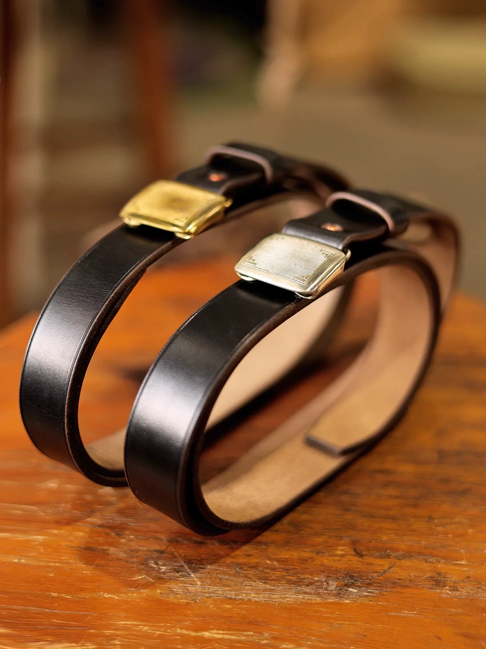 Classic Brass Buckle Leather Belt - Image 4