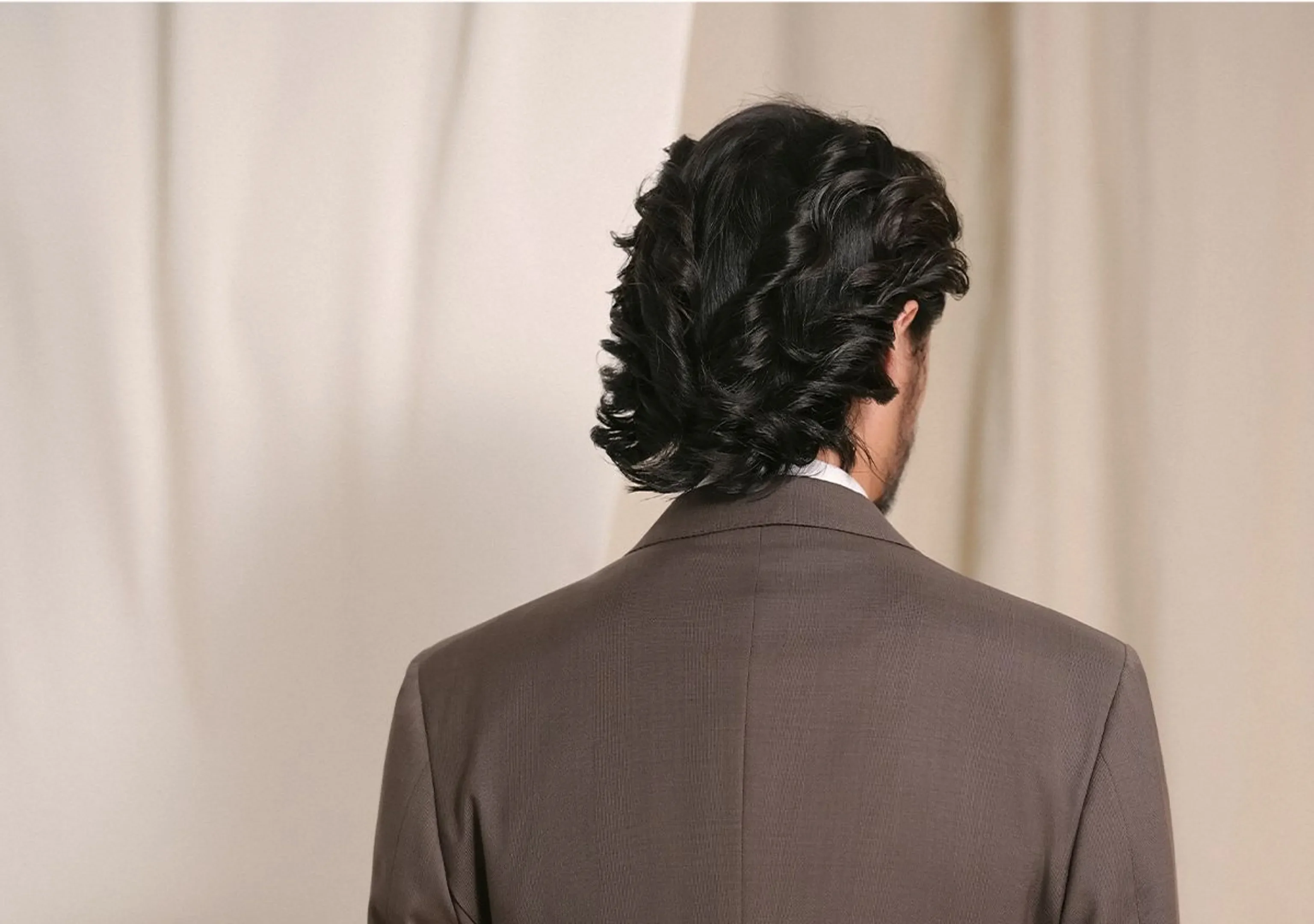 Classic Brown Three-Piece Suit - Image 3