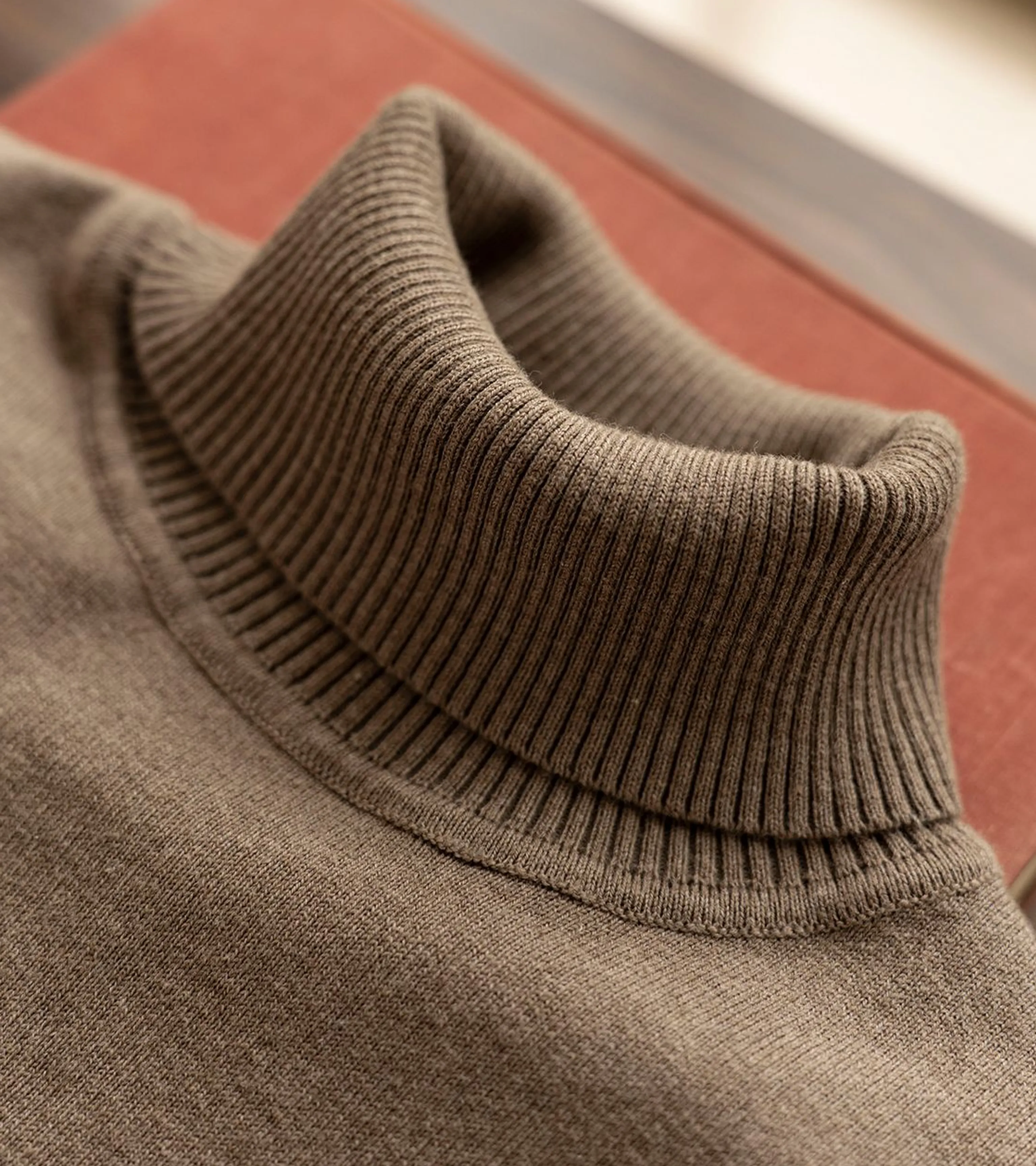 Classic Cotton-Cashmere Turtleneck Sweater - Image 10