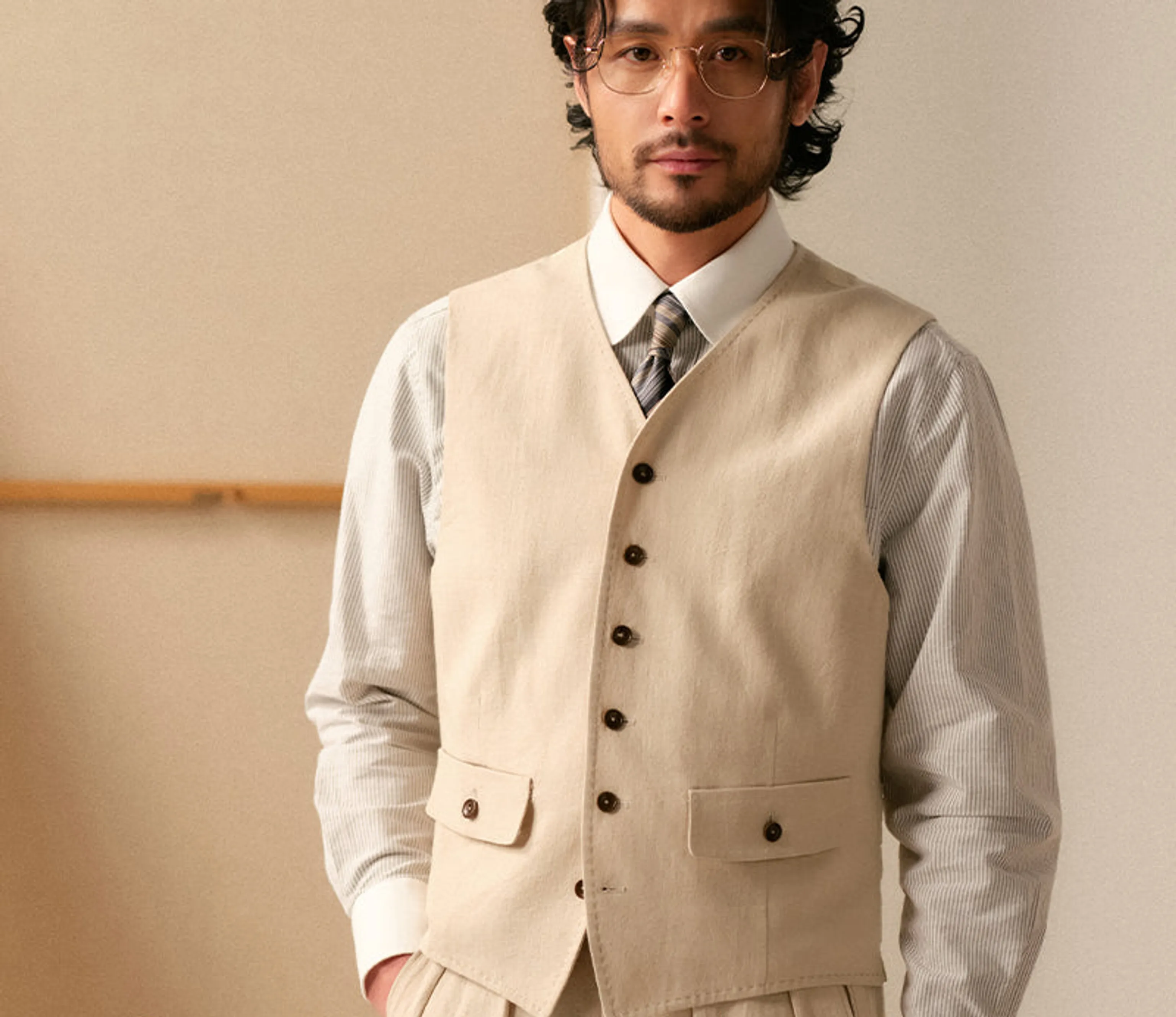 Classic Double Pocket Vest - Image 7